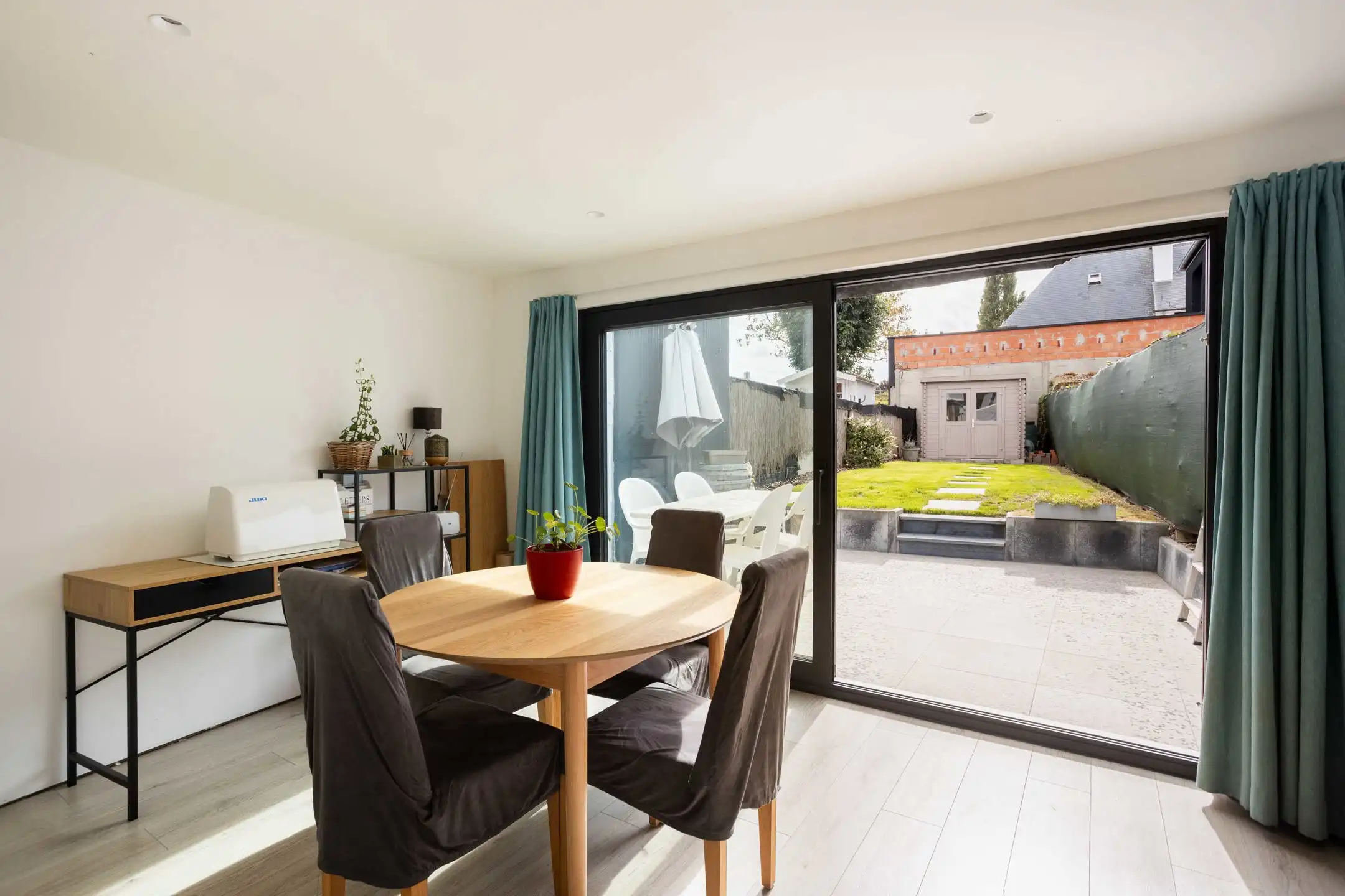 Knusse, instapklare woning met tuin net buiten het centrum! foto 13