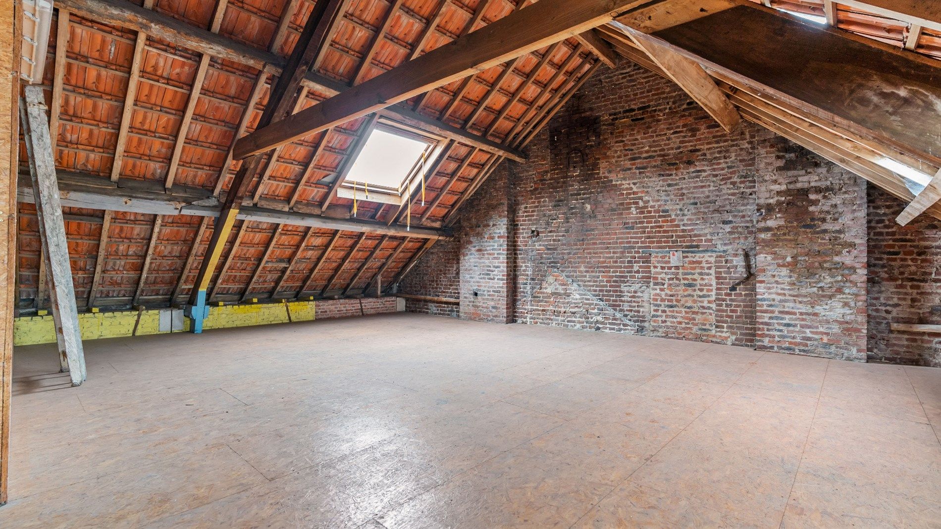 SINT JORIS WINGE - grote woning met grote tuin foto 23