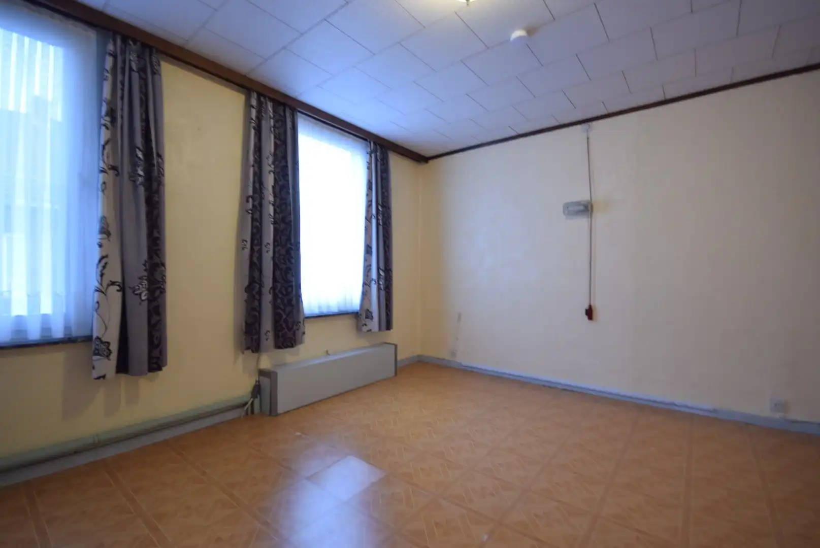 Verzorgde rijwoning in het centrum van Roeselare foto 17