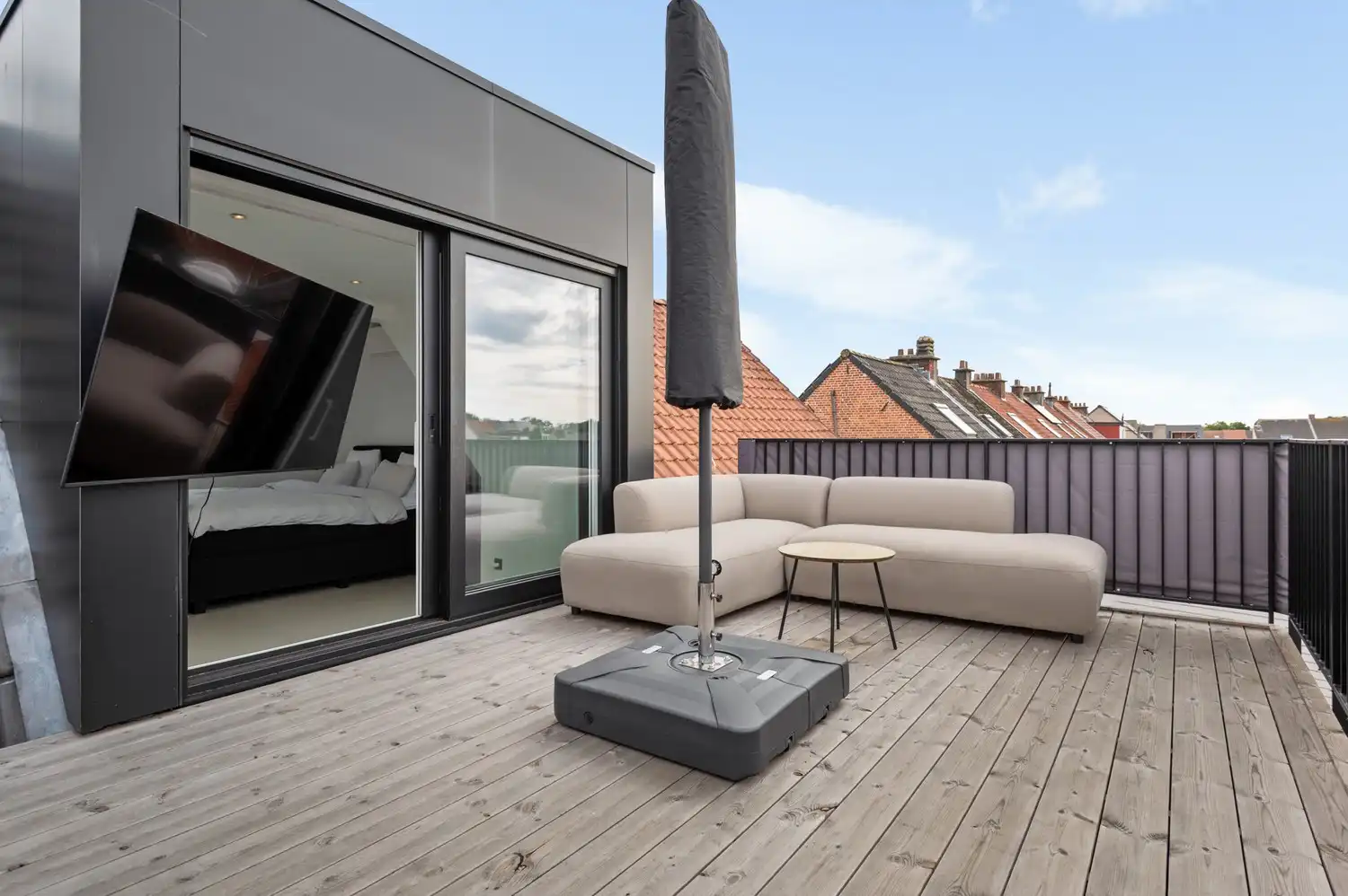 Instapklare woning met 3 slaapkamers & tuin te Lier! foto 16