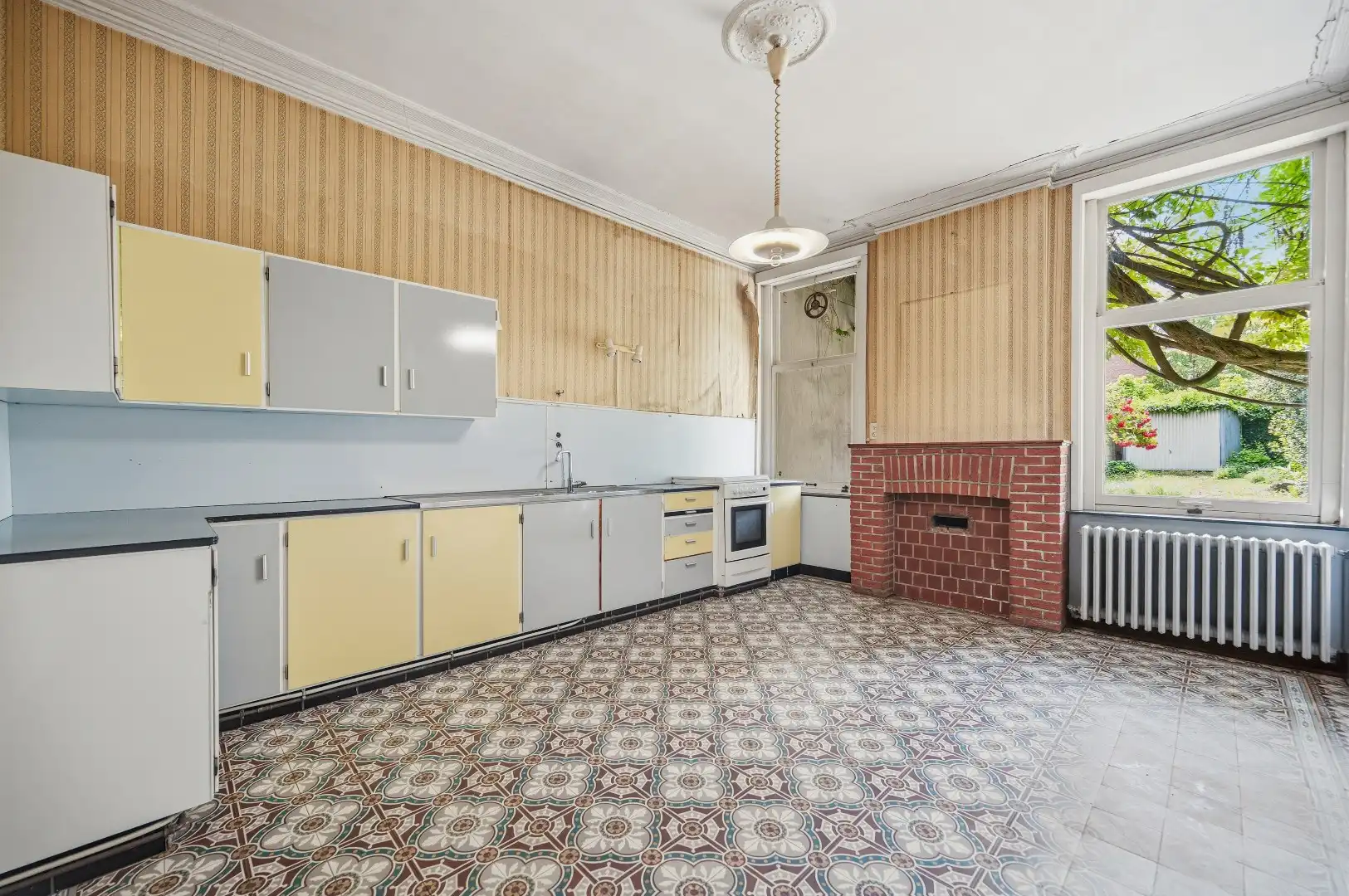 Te renoveren herenwoning met veel potentieel in het centrum van Tienen. foto 9