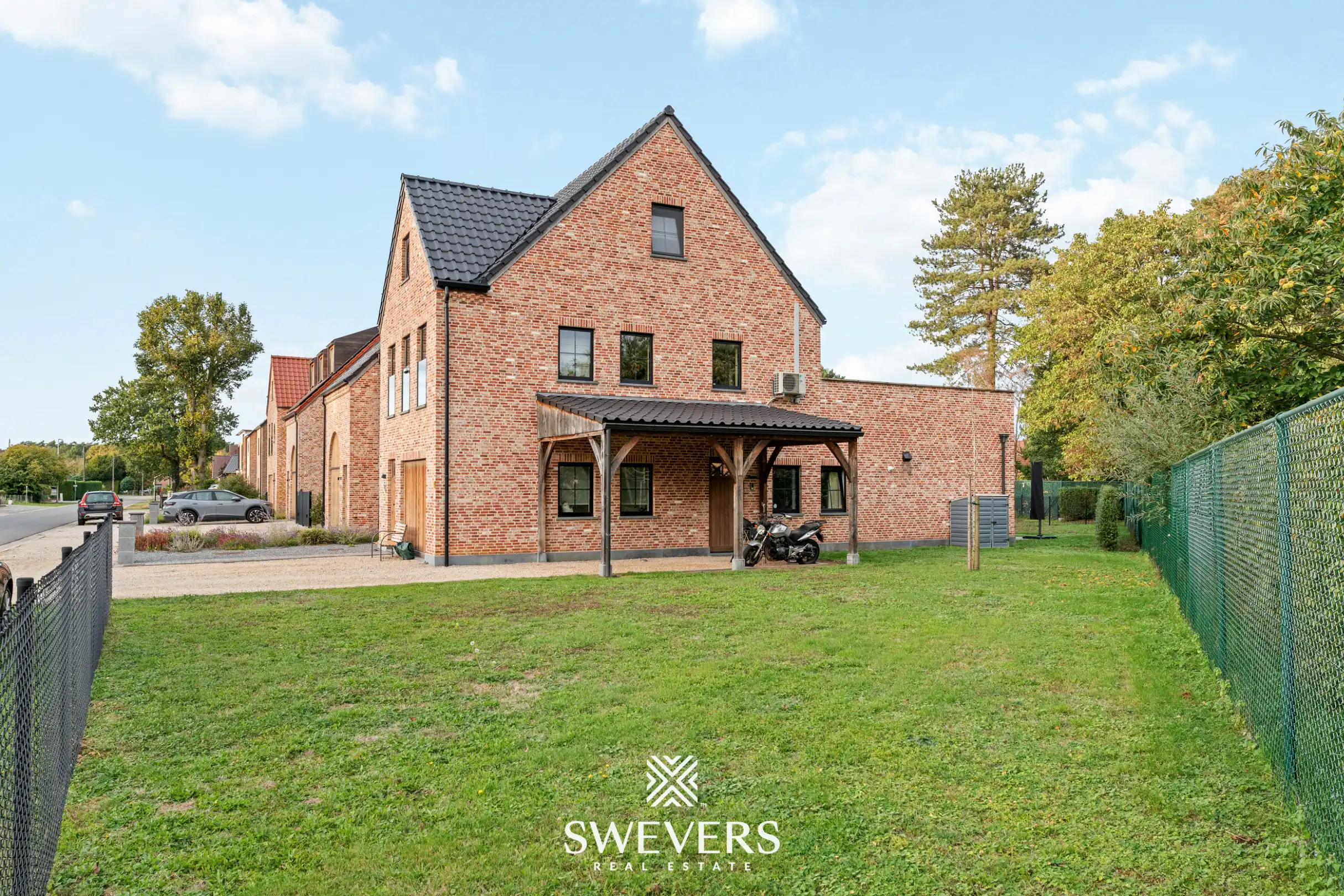 Instapklaar gelijkvloers 2 slpk-appartement met terras en tuin in Heusden. foto 23