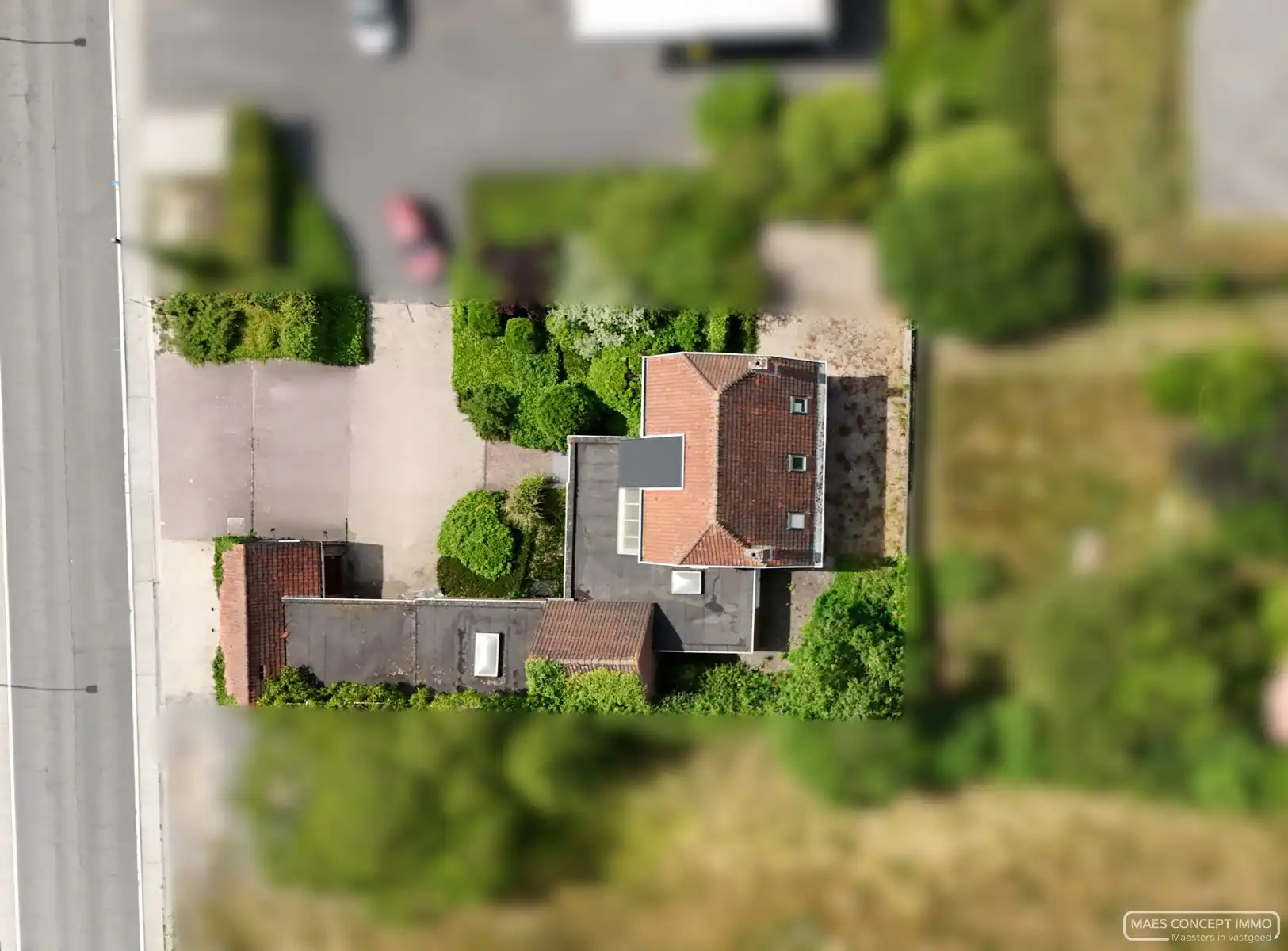 Unieke woning met atelier/ruime garage te koop in Waregem foto 17