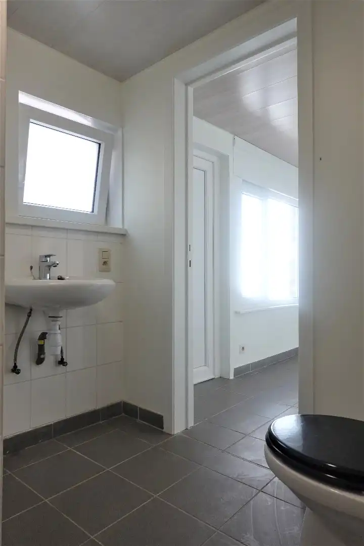 Te huur: gezellige hoekwoning met 2 slaapkamers en  grote tuin foto 12
