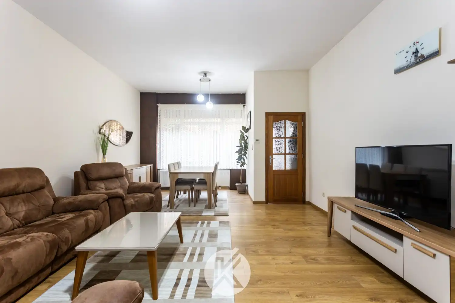 Gerenoveerde stadswoning nabij Gent foto 3