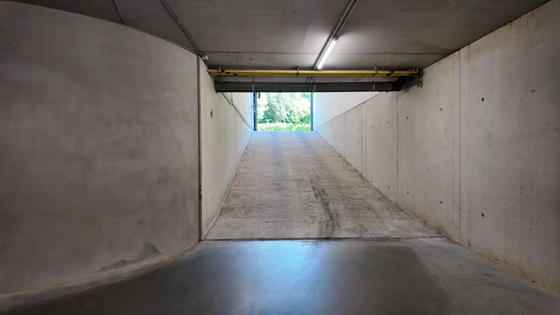 APPARTEMENT MET 3 SLPKS TE KOOP - MAASMECHELEN foto 14