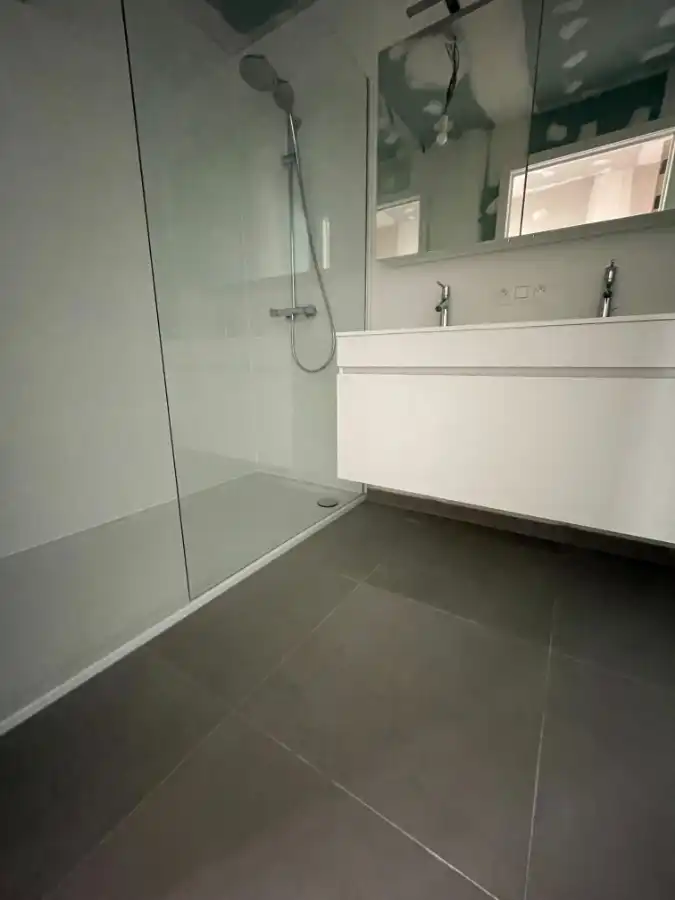 Twee-slaapkamer GELIJKVLOERS nieuwbouw hoekappartement + terras foto 16