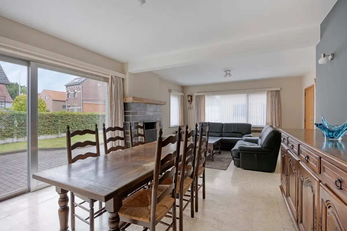 Halfopen bebouwing met 3 ruime slaapkamers. foto 11