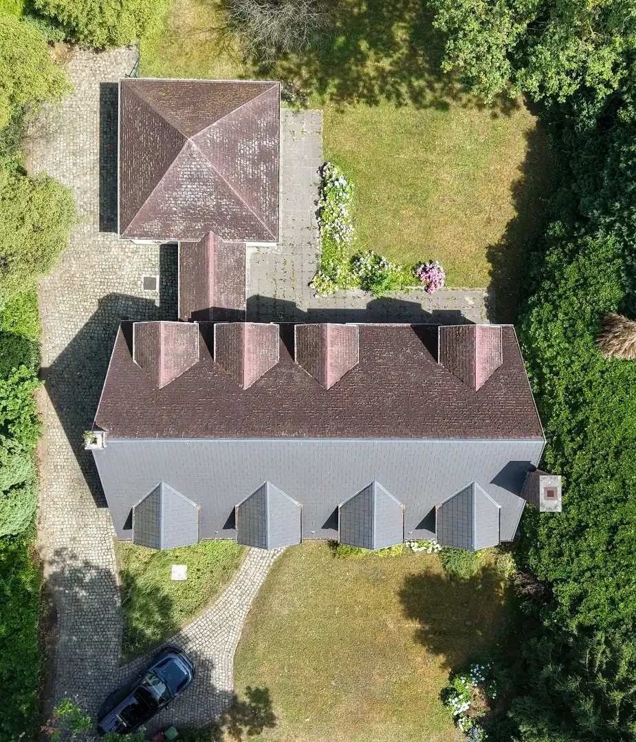 Villa met praktijkruimte en dubbele garage op riant perceel van 2.010 m² te Schoten foto 24