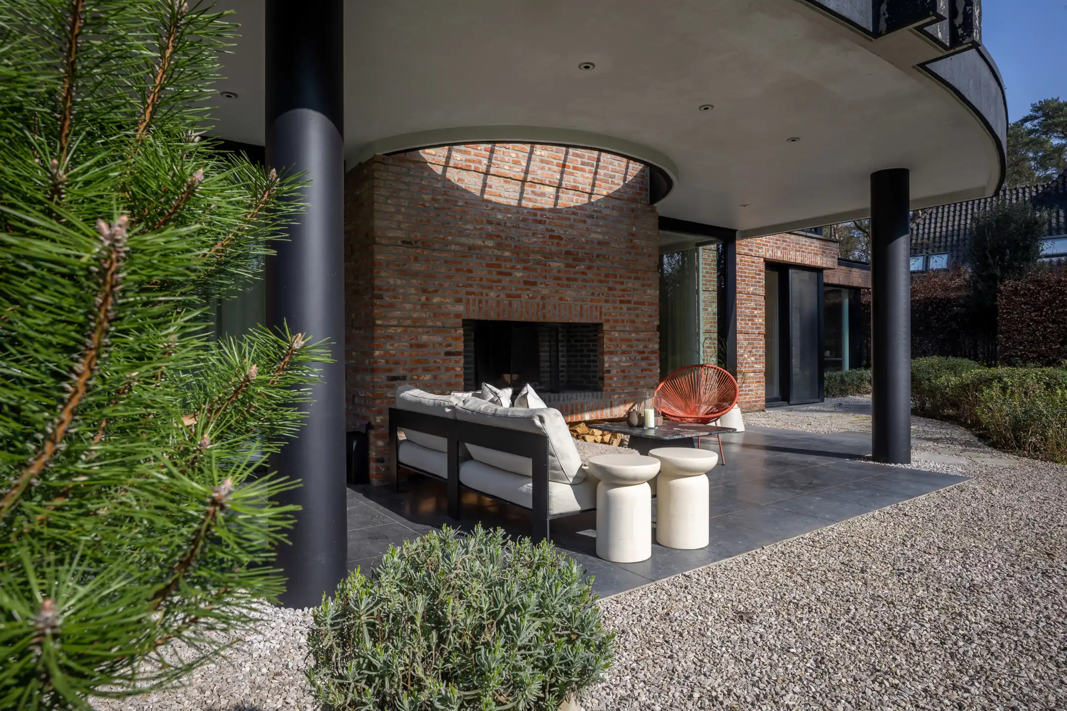 Architectenvilla met zwembad en ZW tuin in Hof Ter Linden foto 22