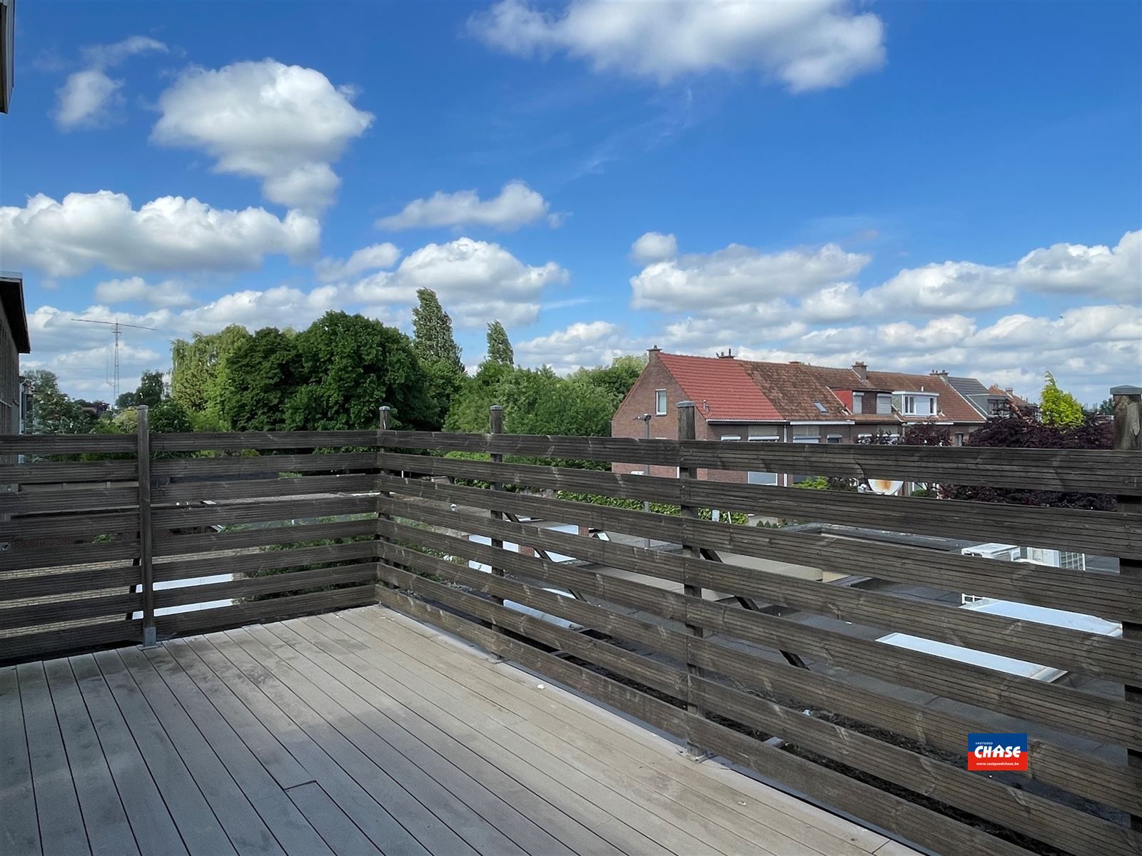 Knap appartement met 2 slaapkamers met groot terras foto 8