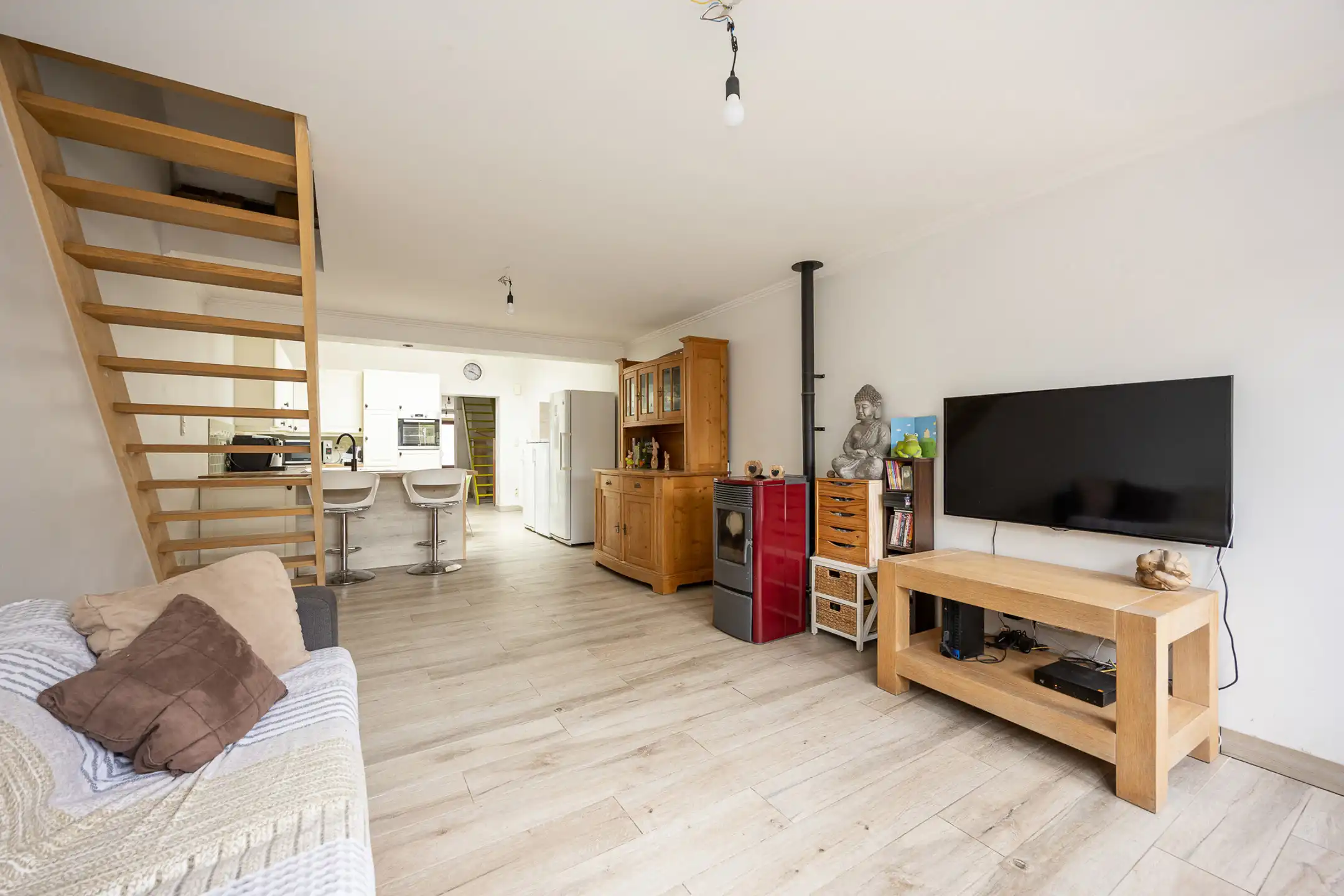 Gerenoveerde instapklare woning op unieke locatie te Beerse foto 17