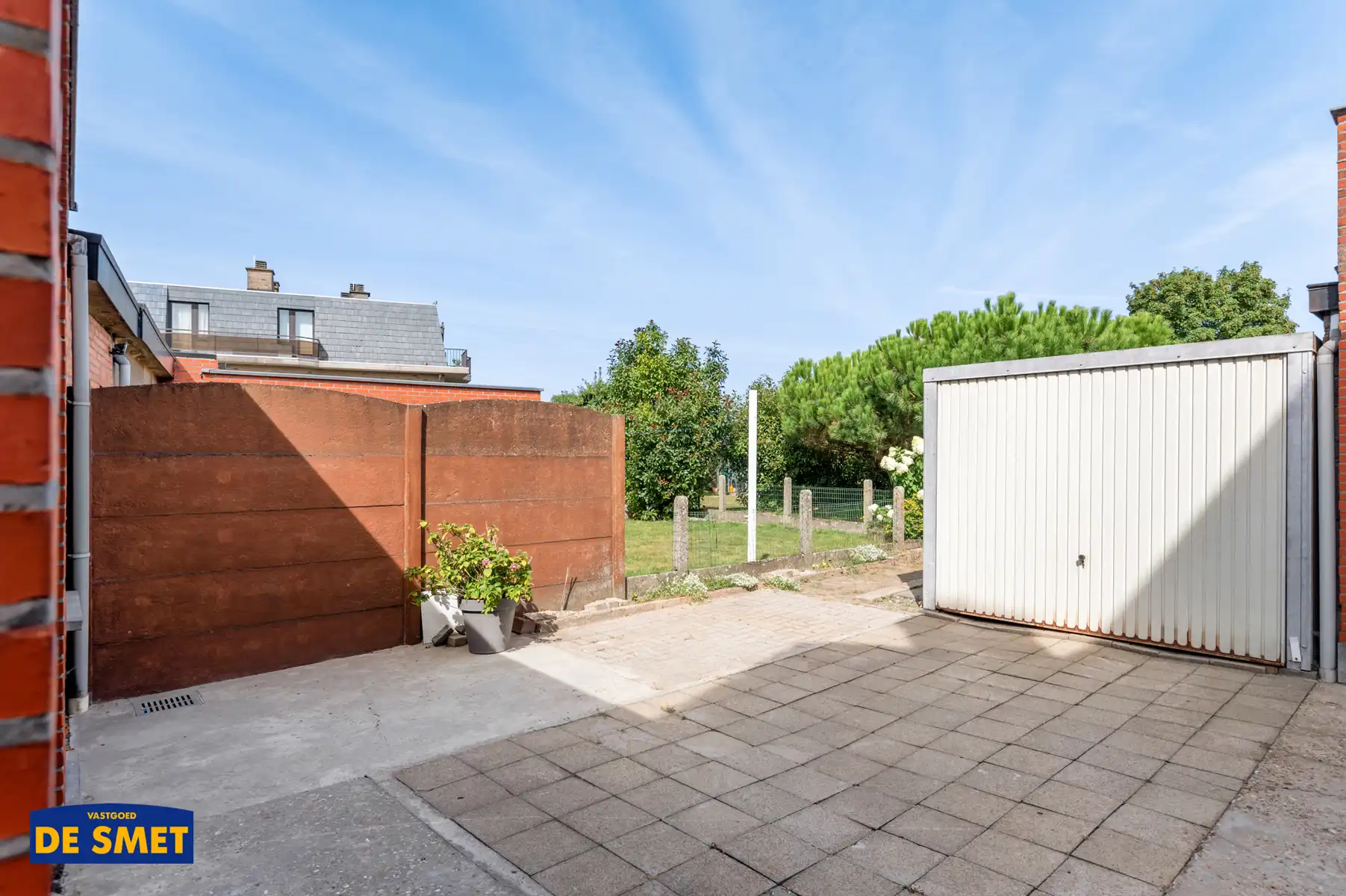 Te renoveren woonst met open groen zicht achteraan foto 18