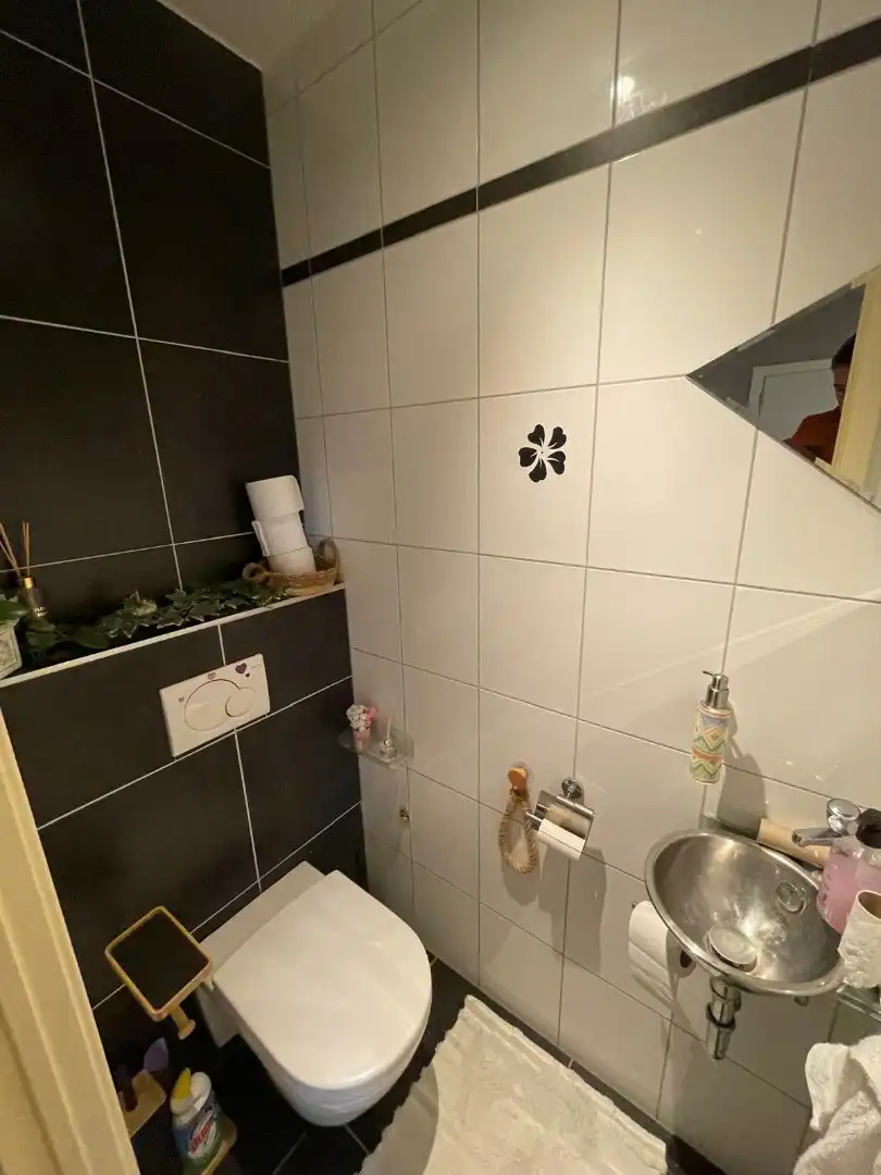 Verzorgd appartement met 2 slaapkamers, 2 terrassen en lift foto 13