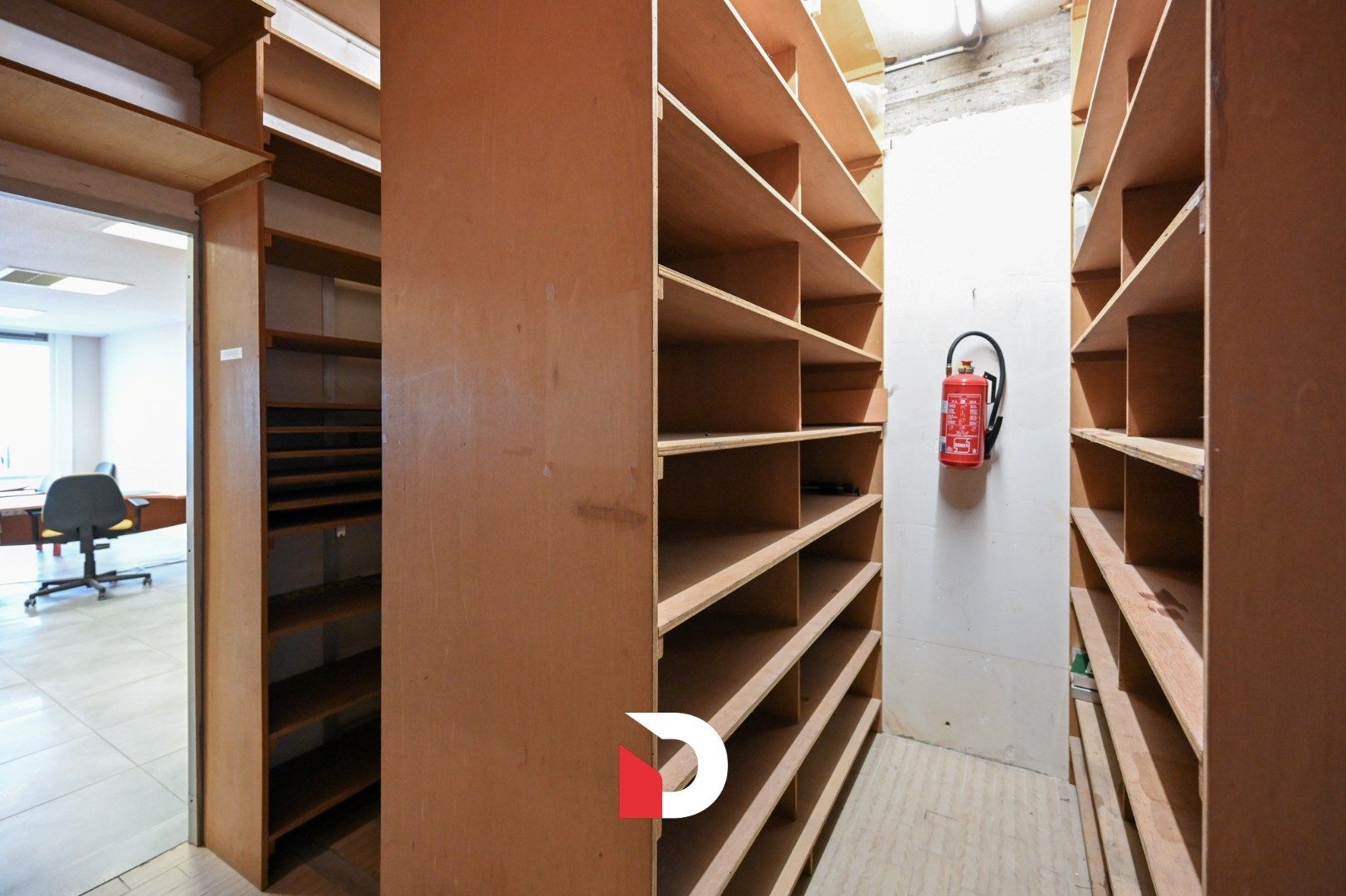 Handelsruime/Kantoor op de Zeedijk te Middelkerke foto 14