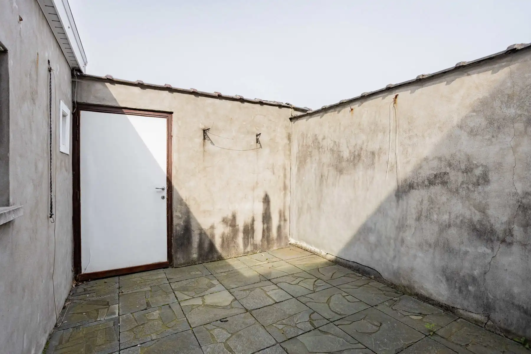 Leuke op te frissen woning aan de stadsrand! foto 12