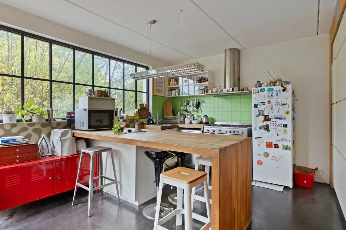 Energiezuinige, moderne villa op een perceel van net geen 24 are foto 8