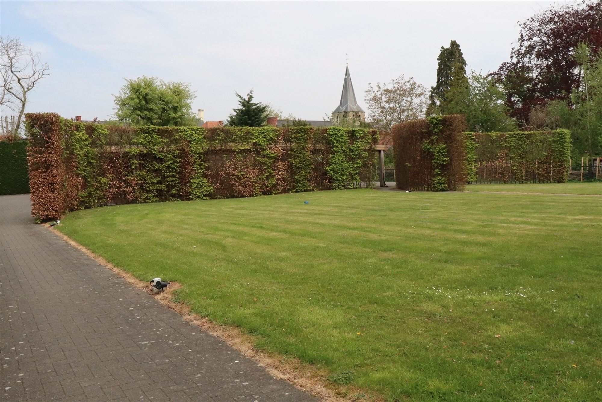 Gunstig gegelegen appartement met terras met open zicht. foto 25