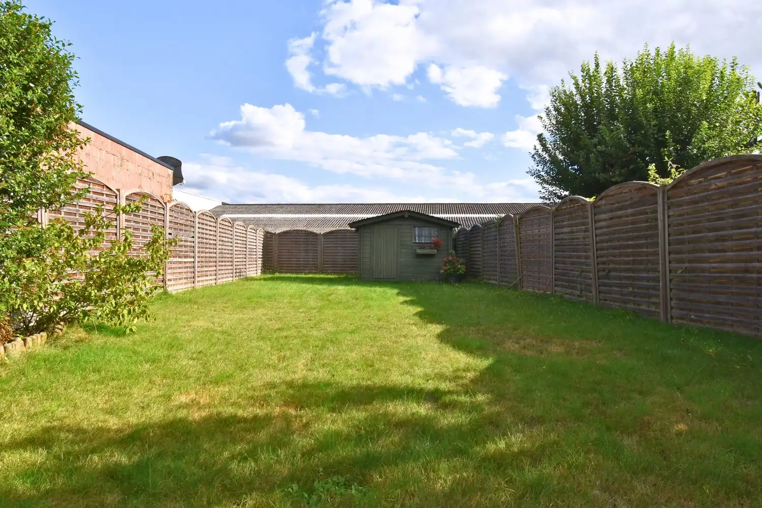 Gezellig 2-kamer appartement met terras én tuin foto 13