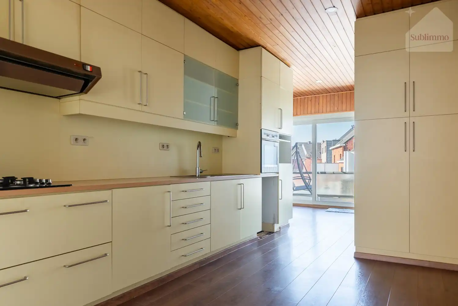 Handelspand met appartement in het hart van Meerhout foto 7