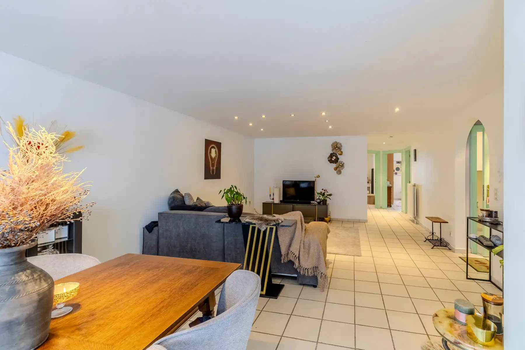Appartement met 2 slaapkamers, terras en garage foto 5