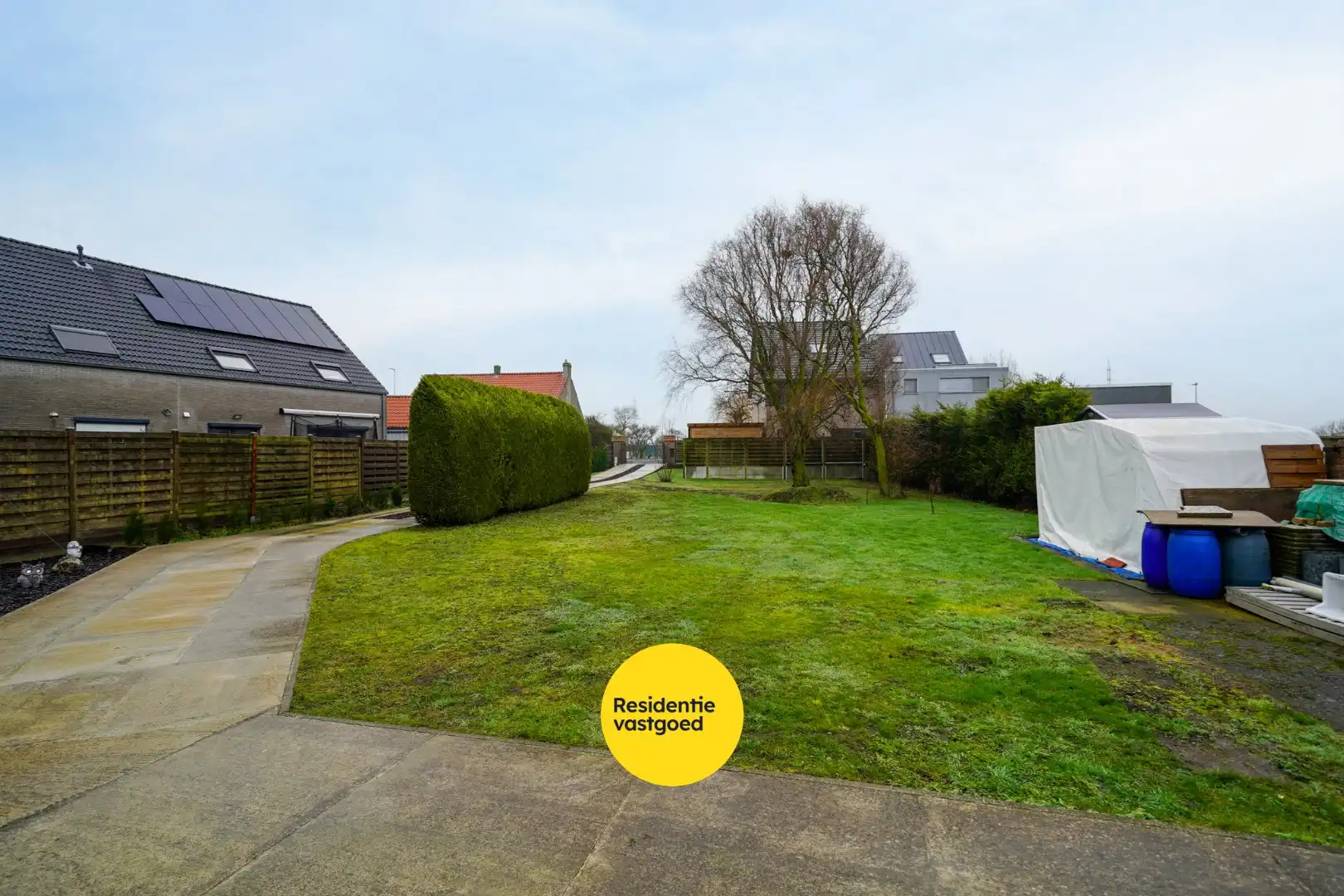 Alleenstaande woning op ruim perceel met vernieuwd woongedeelte en loods (80 m²) foto 4