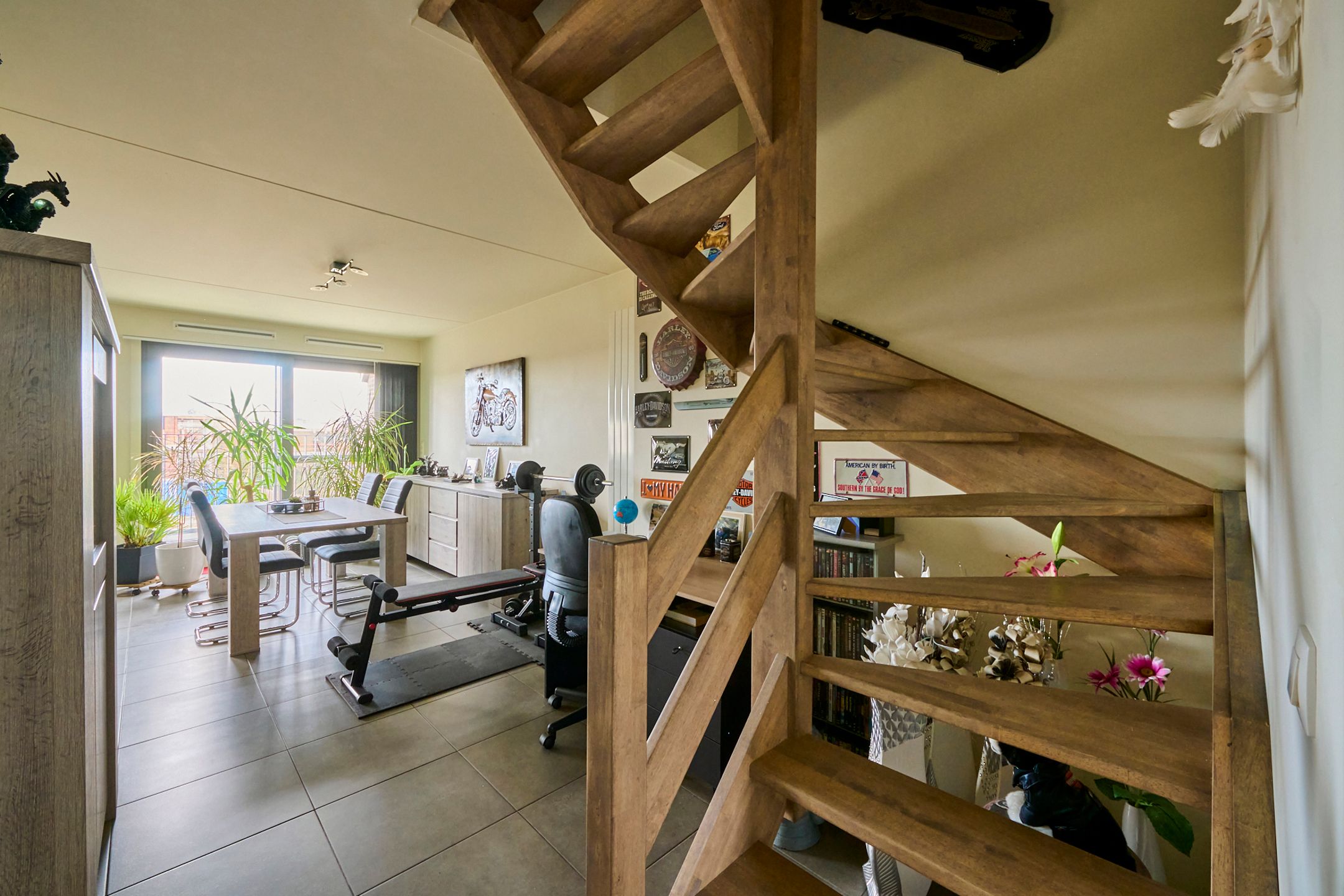 Recent en ruim duplex appartement + 2 terrassen + 2 parkings foto 8
