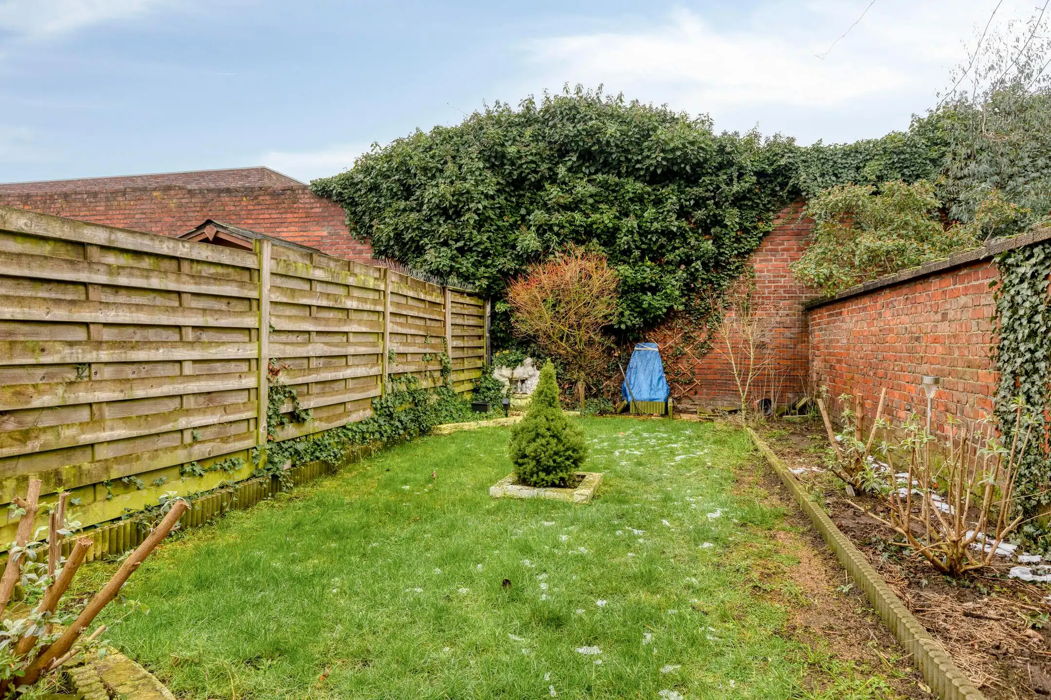 Charmante woning te koop nabij het centrum van Roeselare foto 16