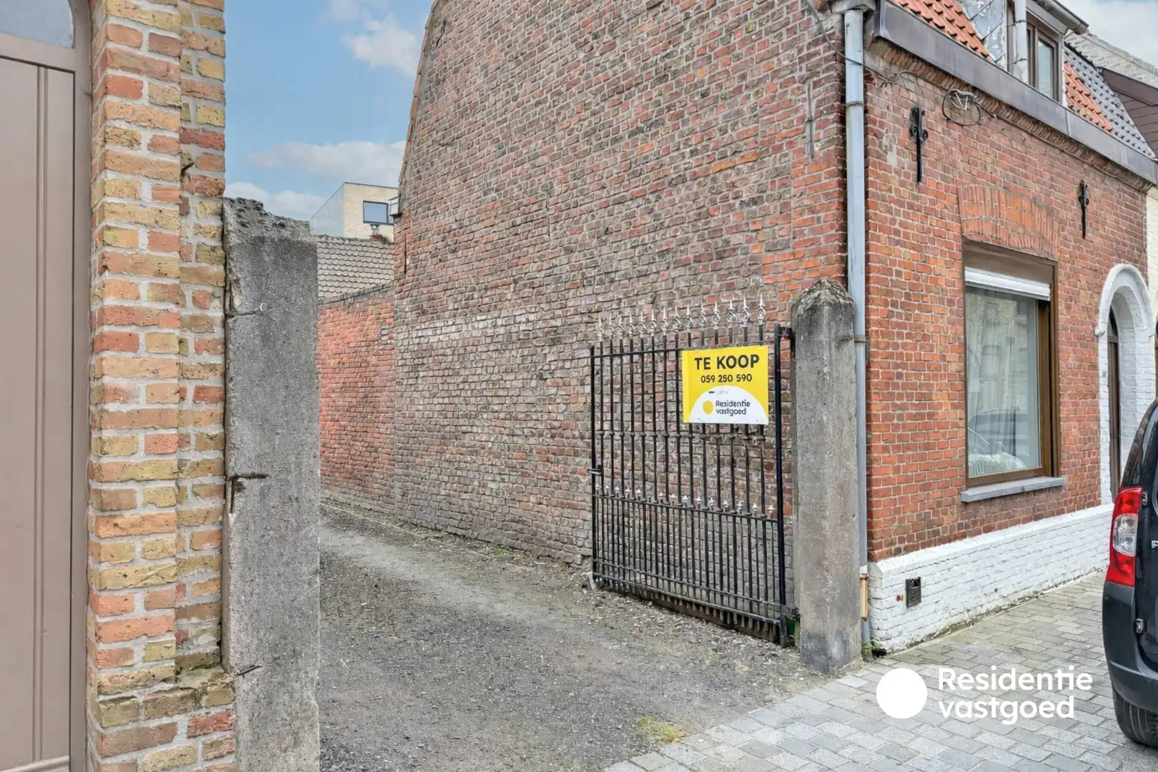 Afgesloten garage in centrum Diksmuide! foto 2