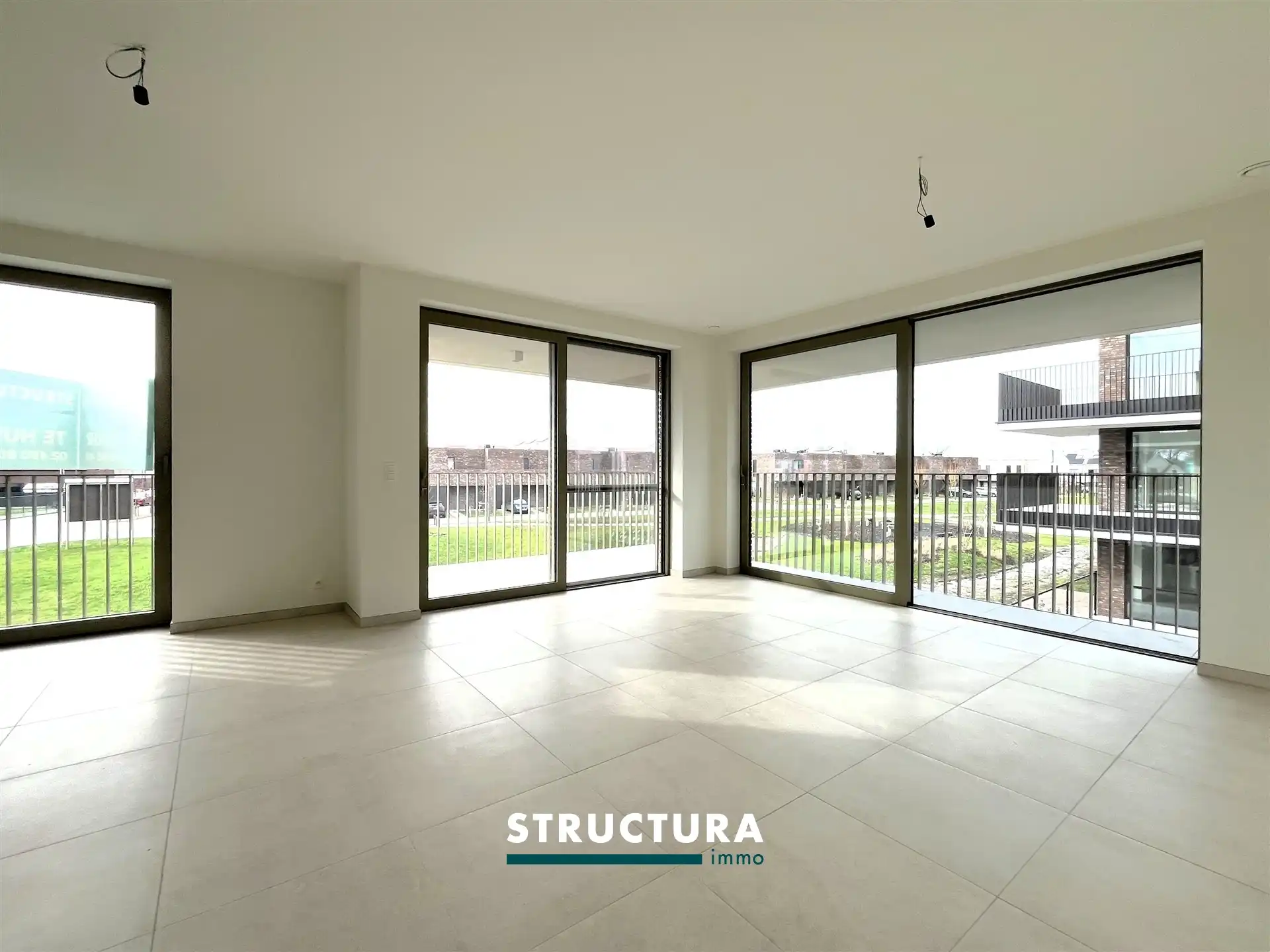 Appartement met 2 kamers en terras foto 3