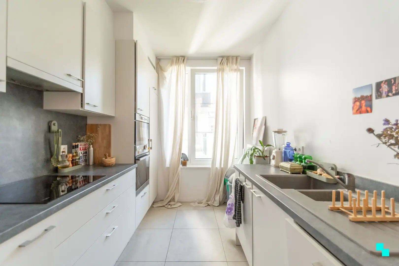 Tweeslaapkamerappartement gelegen in het bruisende hart van Gent foto 9