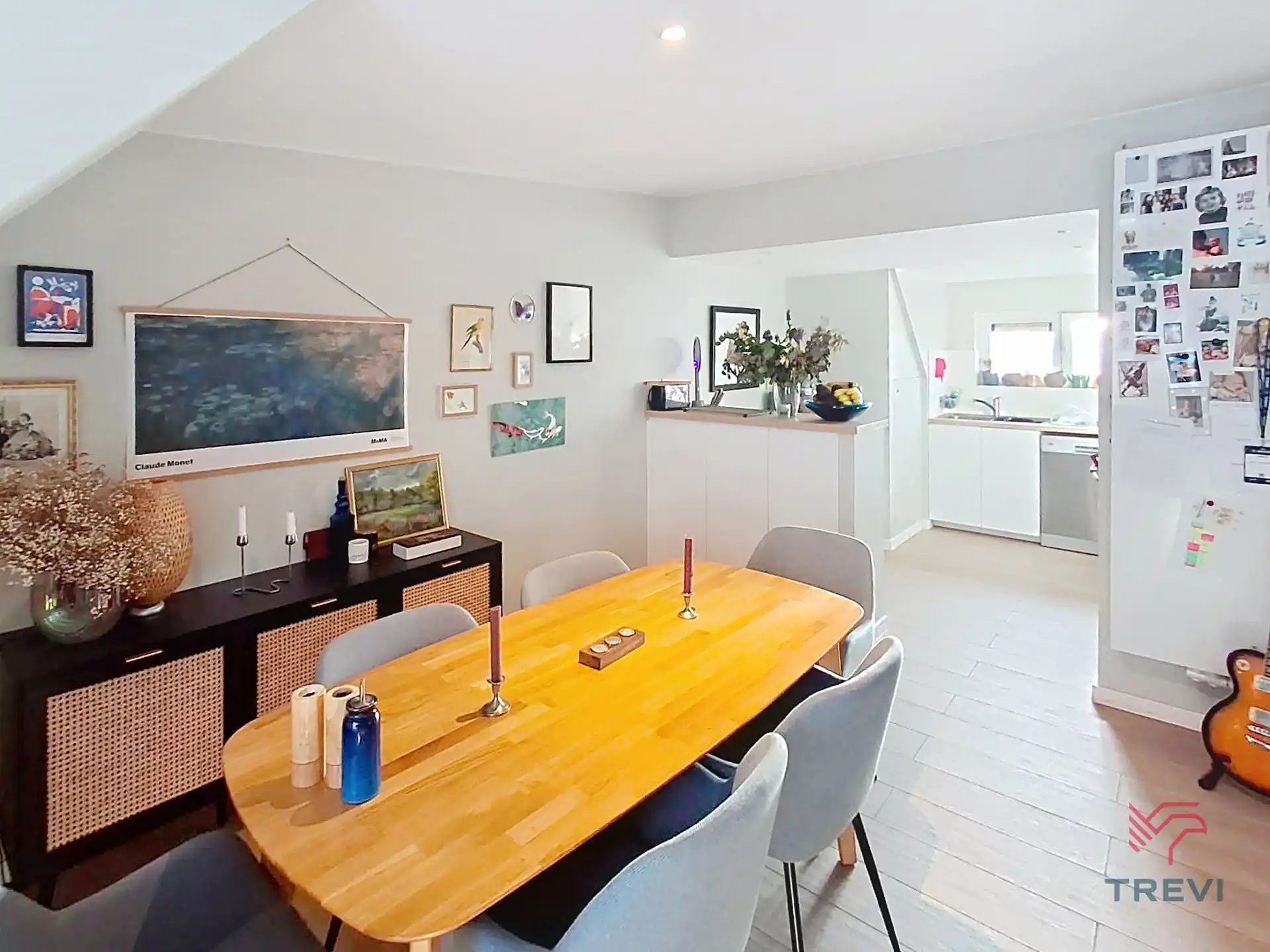 Mooi appartement met 2 slaapkamers foto {{pictureIndex}}