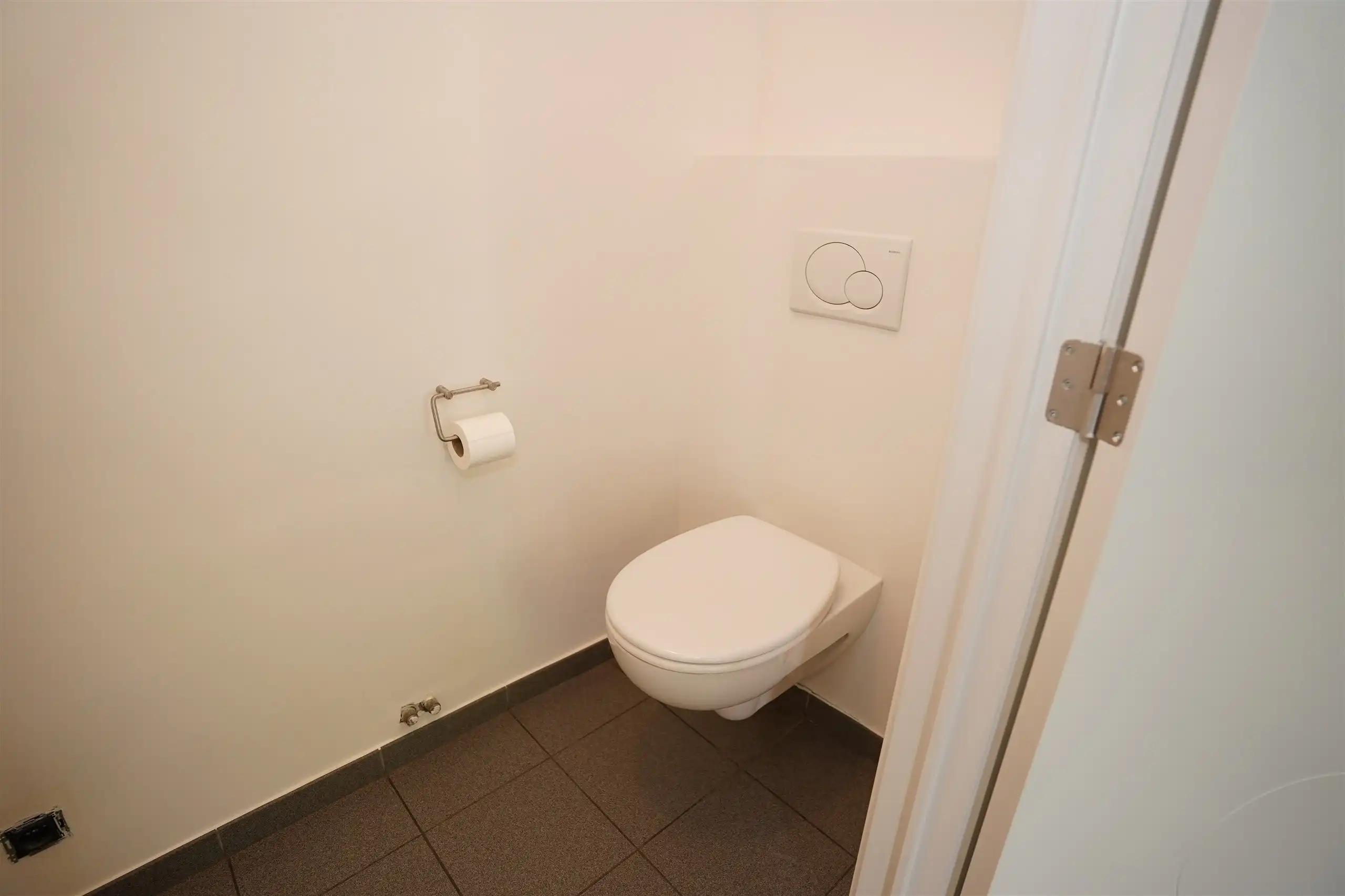 Prachtige halfopen villa met zicht op groen – ruimte, rust en comfort op 952 m² foto 17