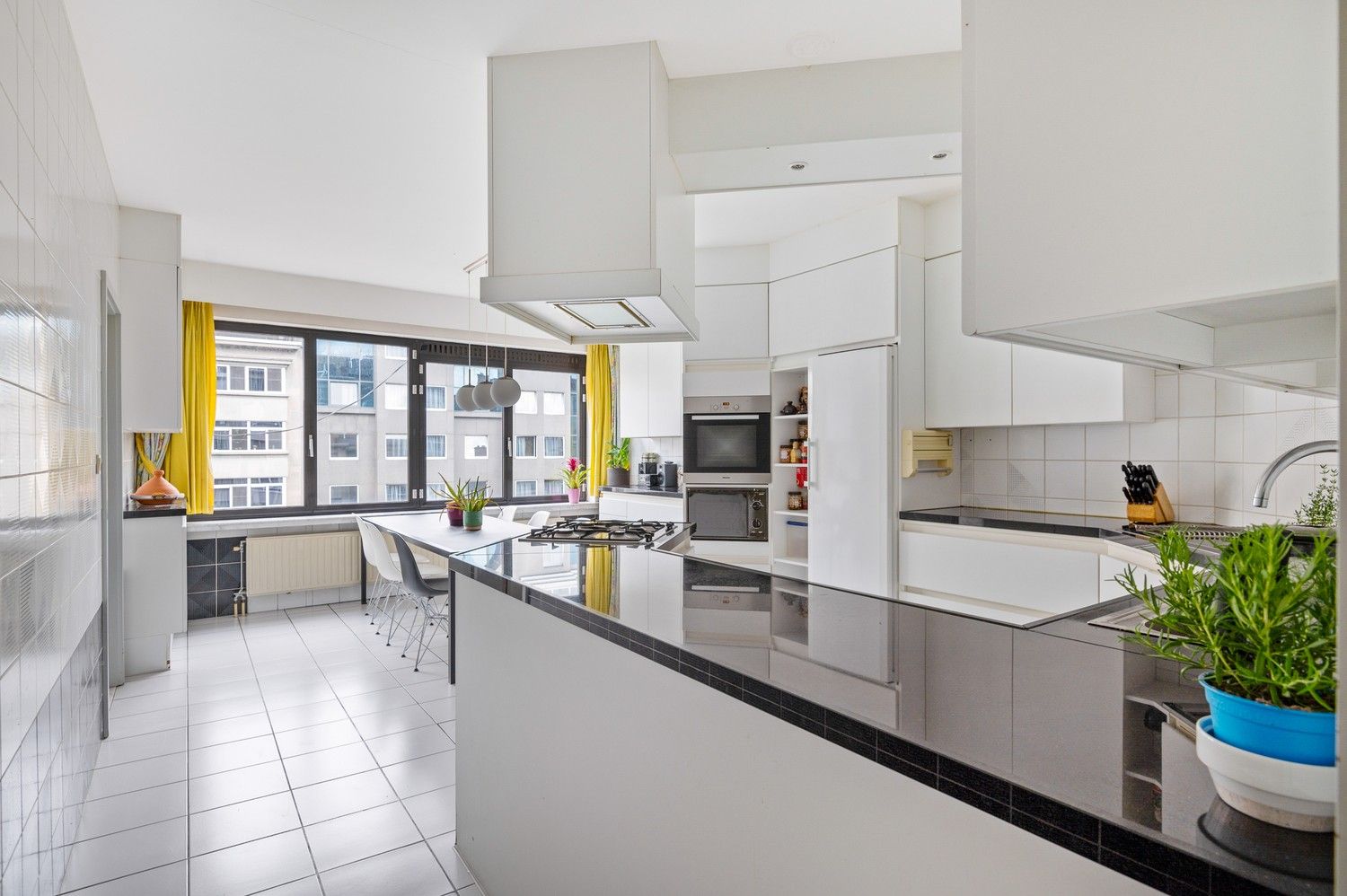 Riant appartement van maar liefst 280 m² en 2 terrassen foto 10