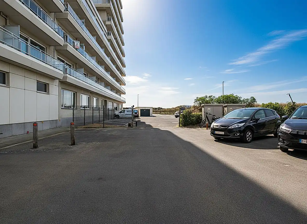 Goed gelegen staanplaats te koop aan de Zeedijk! foto 2