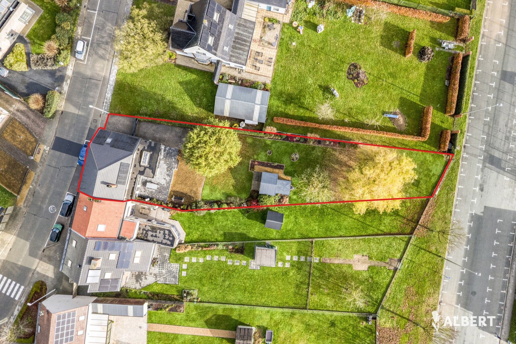 Instapklare woning met 4 slaapkamers en zuigerichte tuin foto 2