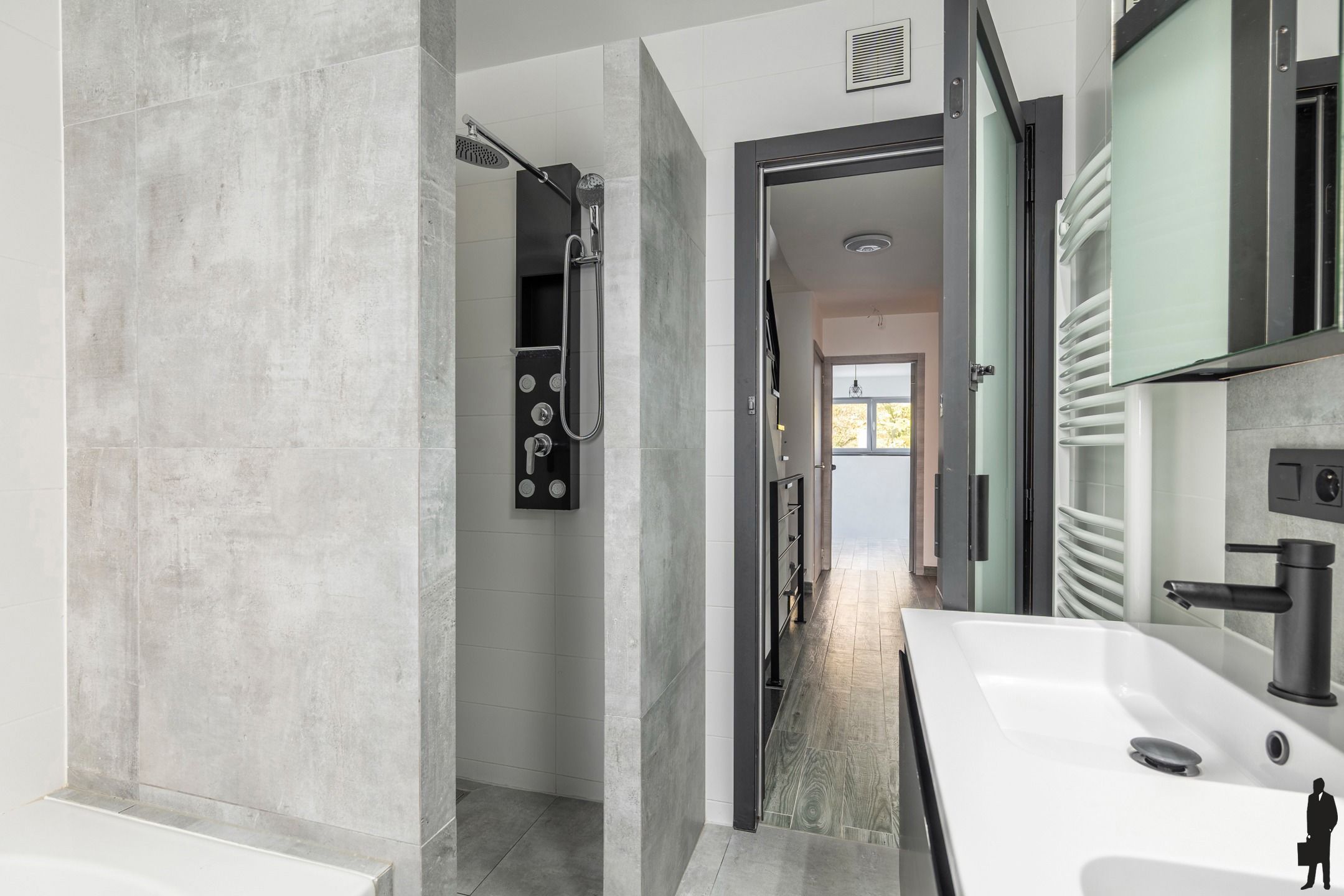 Welgelegen energiezuinige woning met 5 slpks en 2 badks foto 16