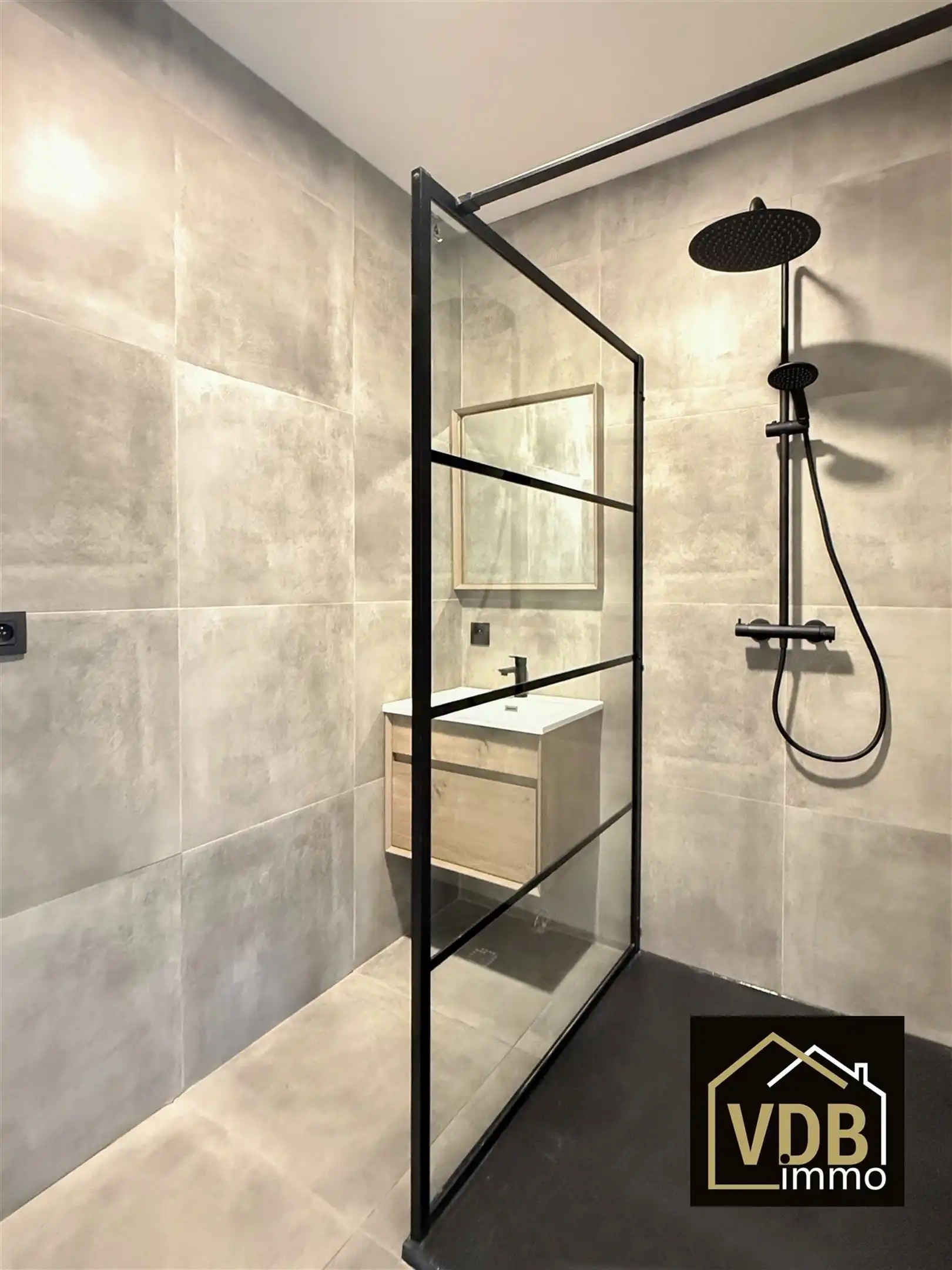 GERENOVEERD APPARTEMENT - 2 SLAAPKAMERS foto 10