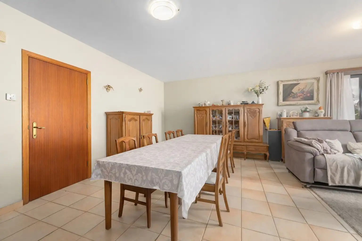 Gelijkvloers appartement te koop in Lokeren – nabij station en winkels foto 4