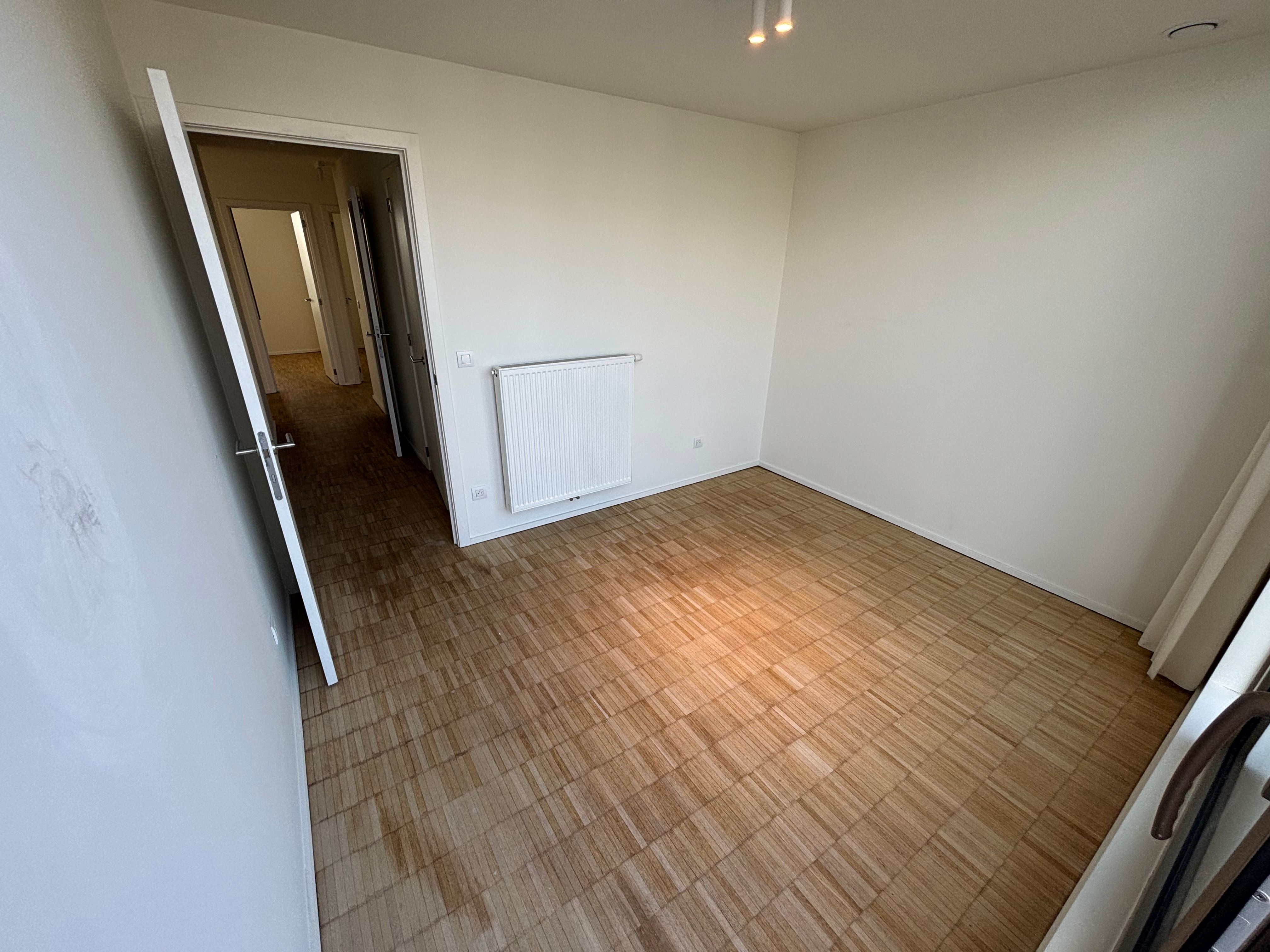 Lichtrijke, moderne en energiezuinige penthouse te koop in Roeselare foto 18