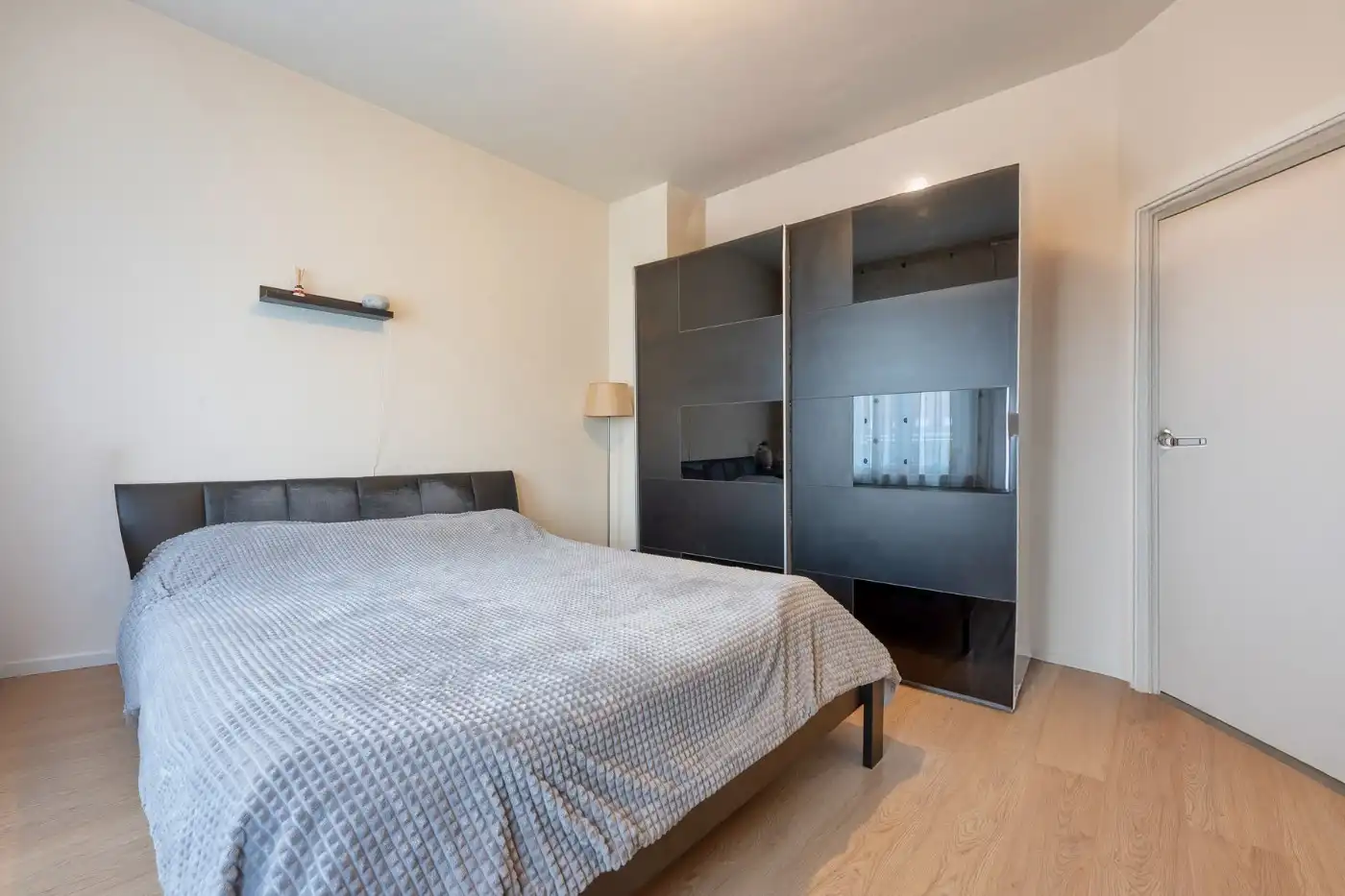 Ruime, instapklare HOB met 3 slpk., garage en tuin foto 8