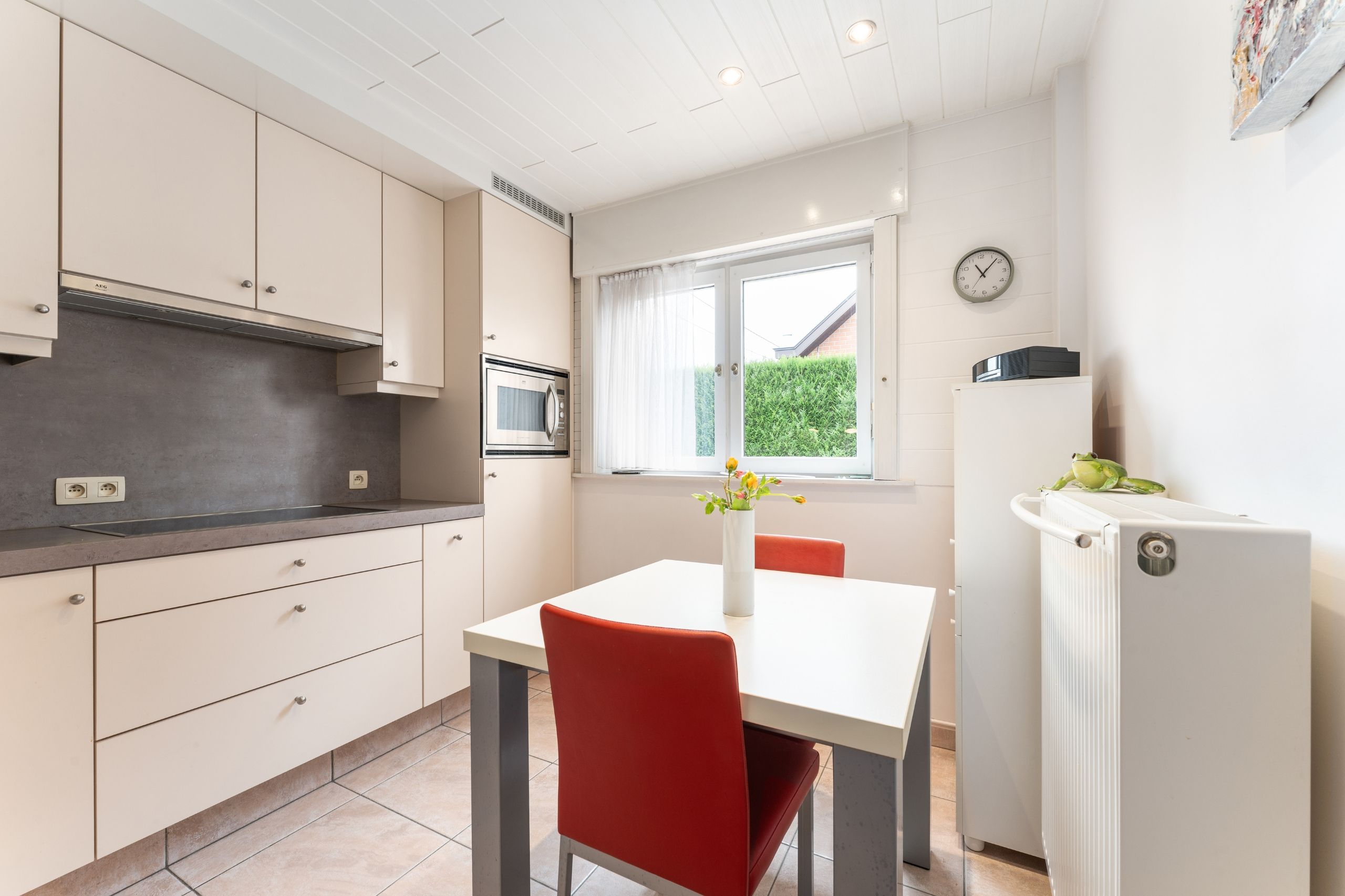 Verzorgde halfopen bebouwing op 430m2 foto 6