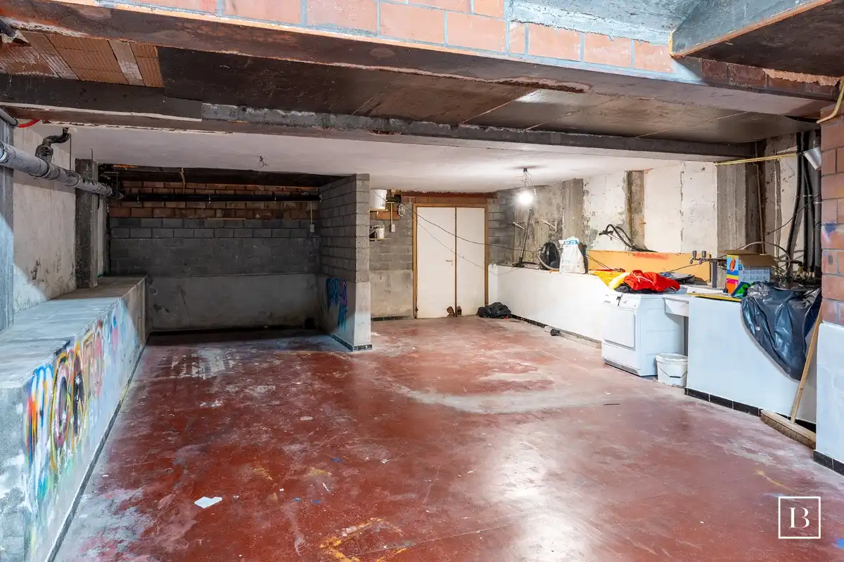 Gerenoveerd 2 slaapkamer appartement met parking te Wenduine foto 17