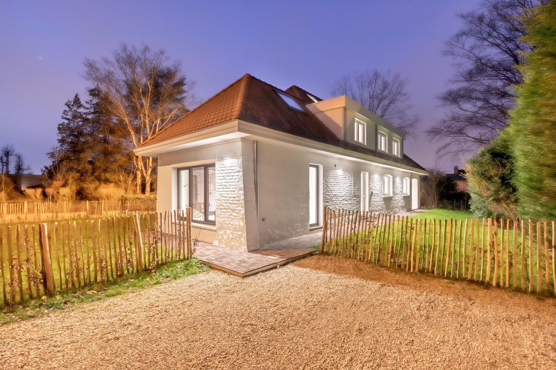 Prachtig gerenoveerde villa met 5 slaapkamers foto 17