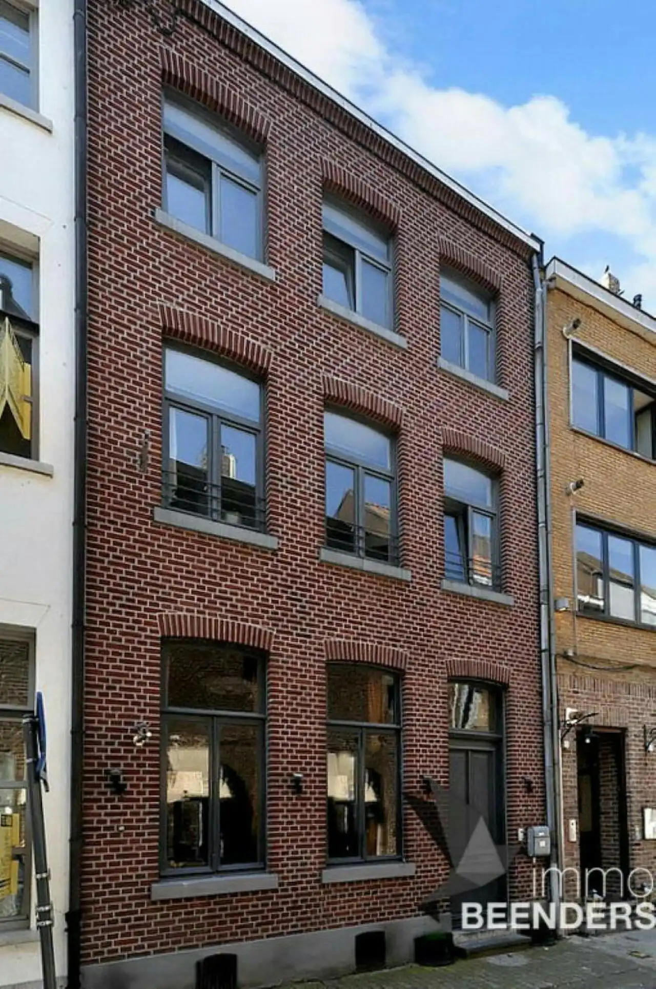 Verhuurd handelspand met duplex foto 17