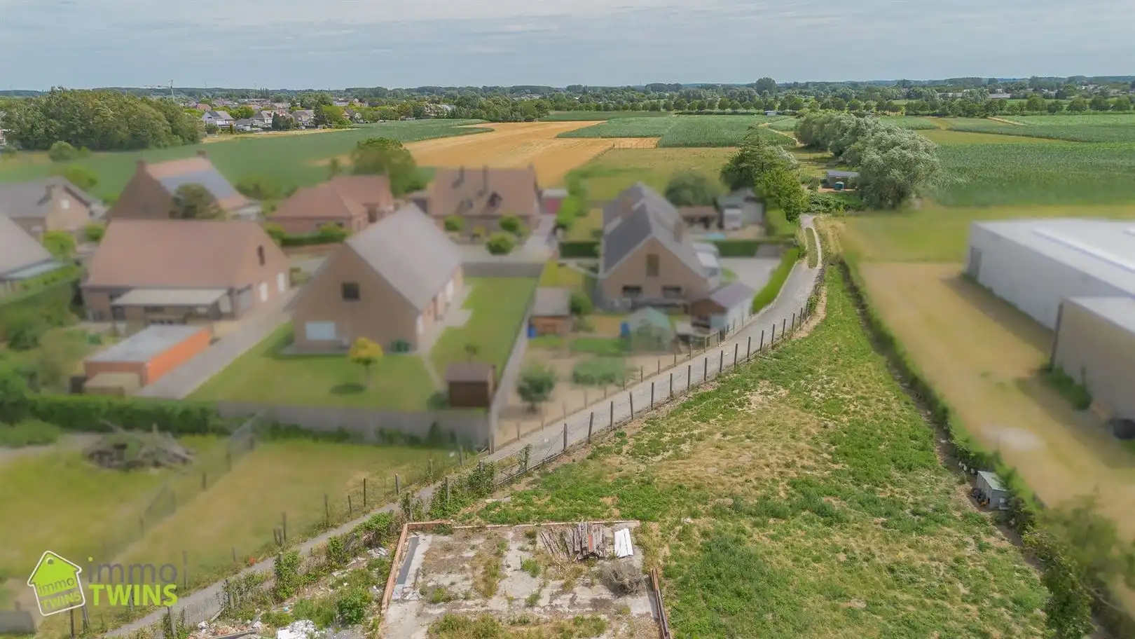 Te koop Instapklare ruime woning met achterliggende weide in Zele foto 18