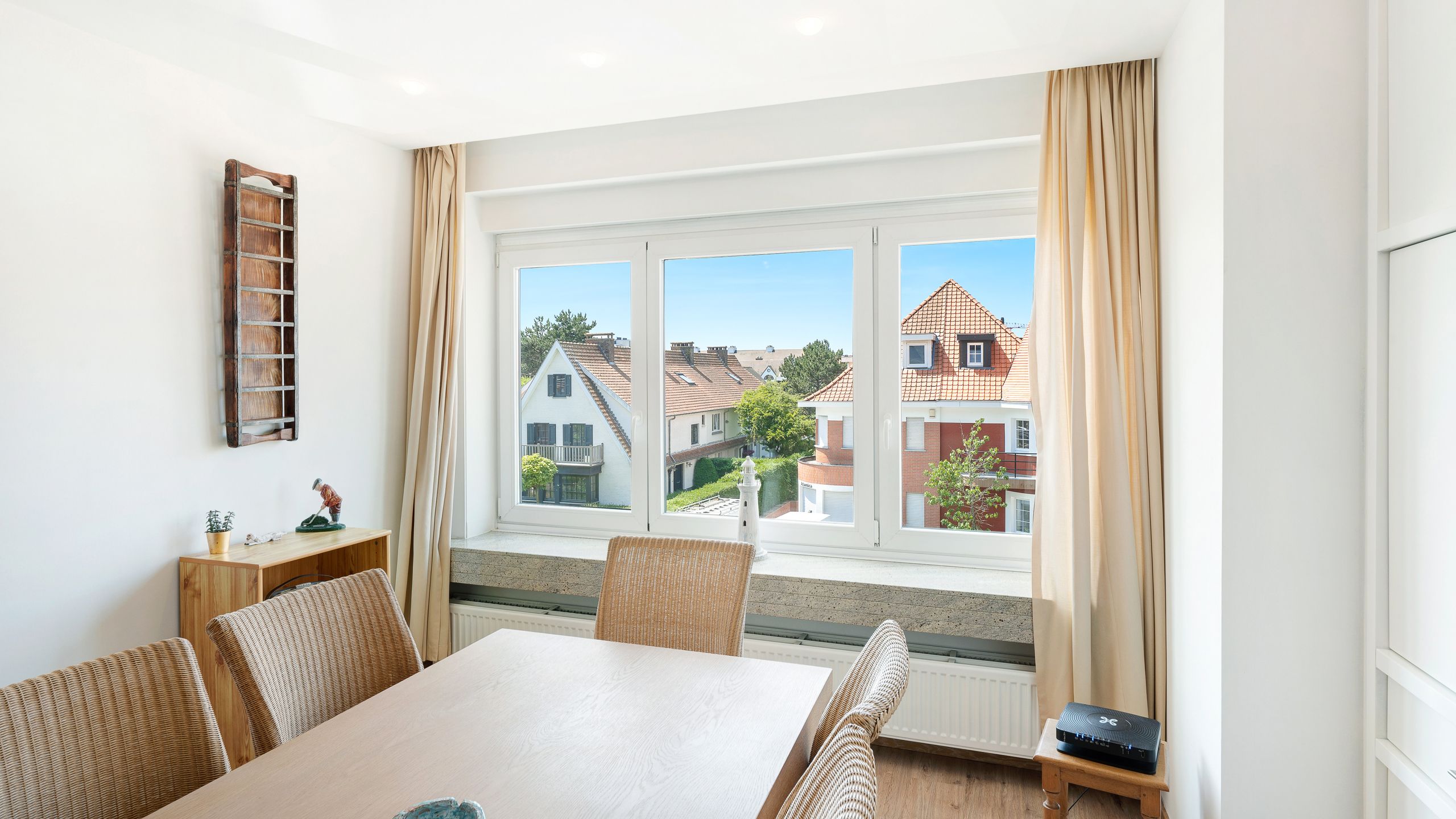 Ruim 3-slpk appartement met vrij uitzicht op de Koningslaan  foto 6