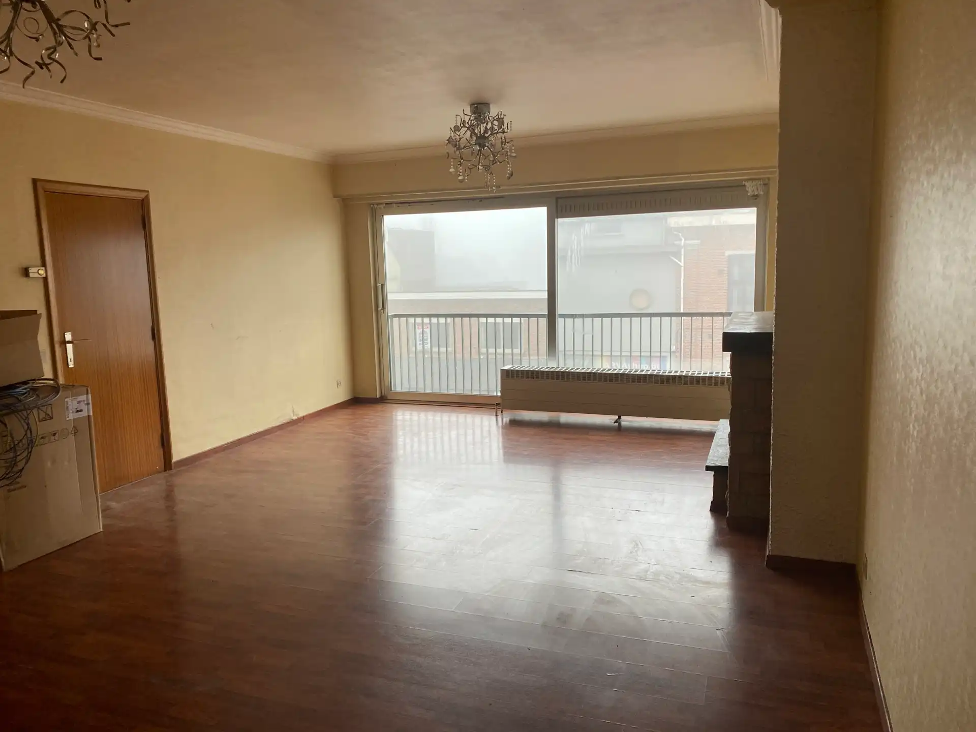 Ruim appartement 3 slaapkamers, geen lift, vernieuwde keuken en badkamer foto 4