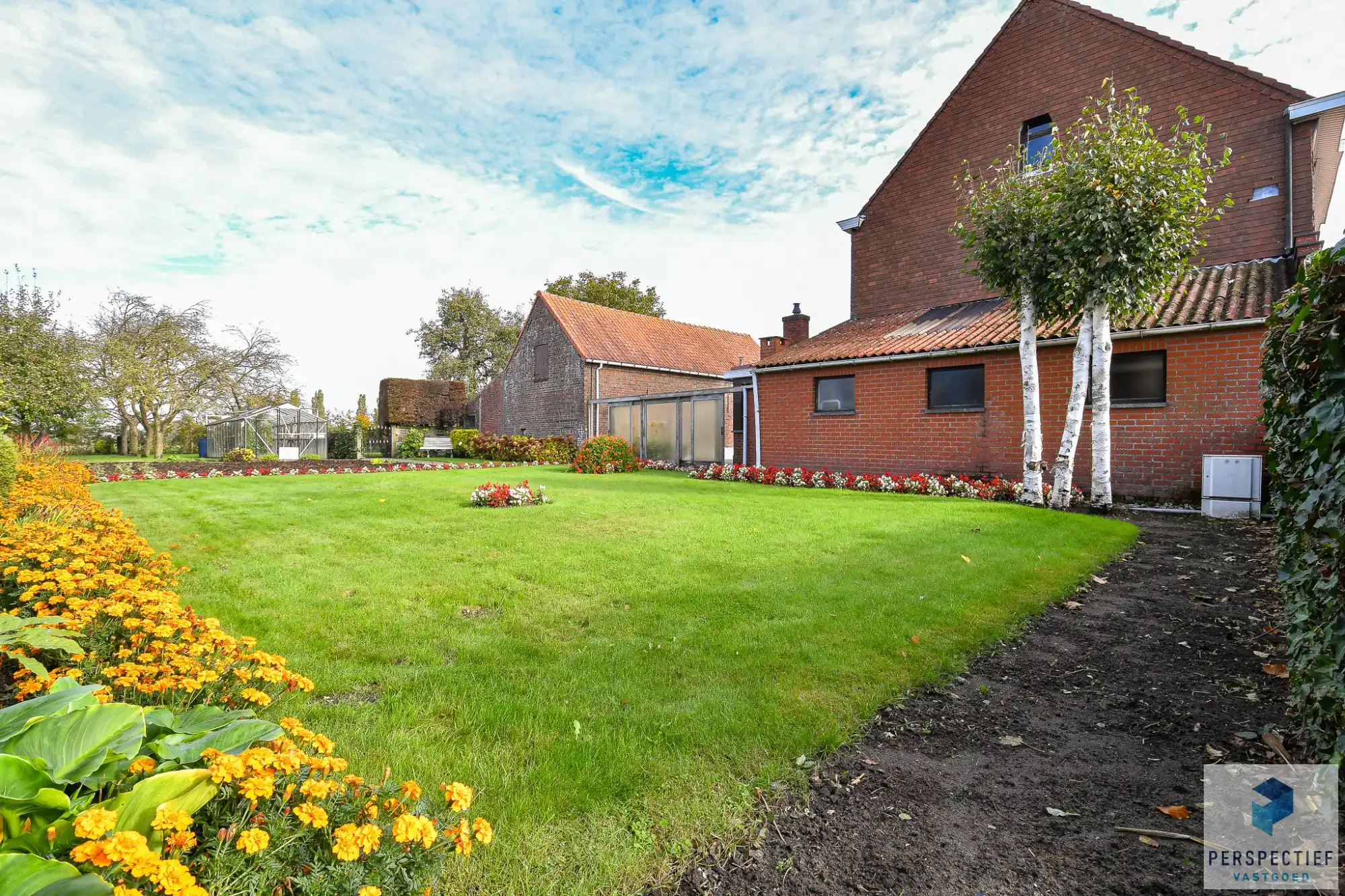 LANDELIJK GELEGEN WONING met SCHUUR  - BOOMGAARD - TUIN & MOESTUIN op 2138 m² foto 38