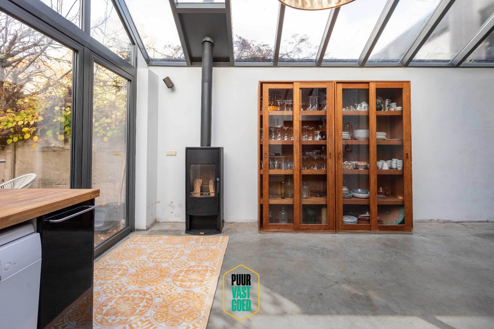 Karaktervolle burgerwoning met 5 slaapkamers en zonnige tuin, nabij de Kruispoort. foto 14